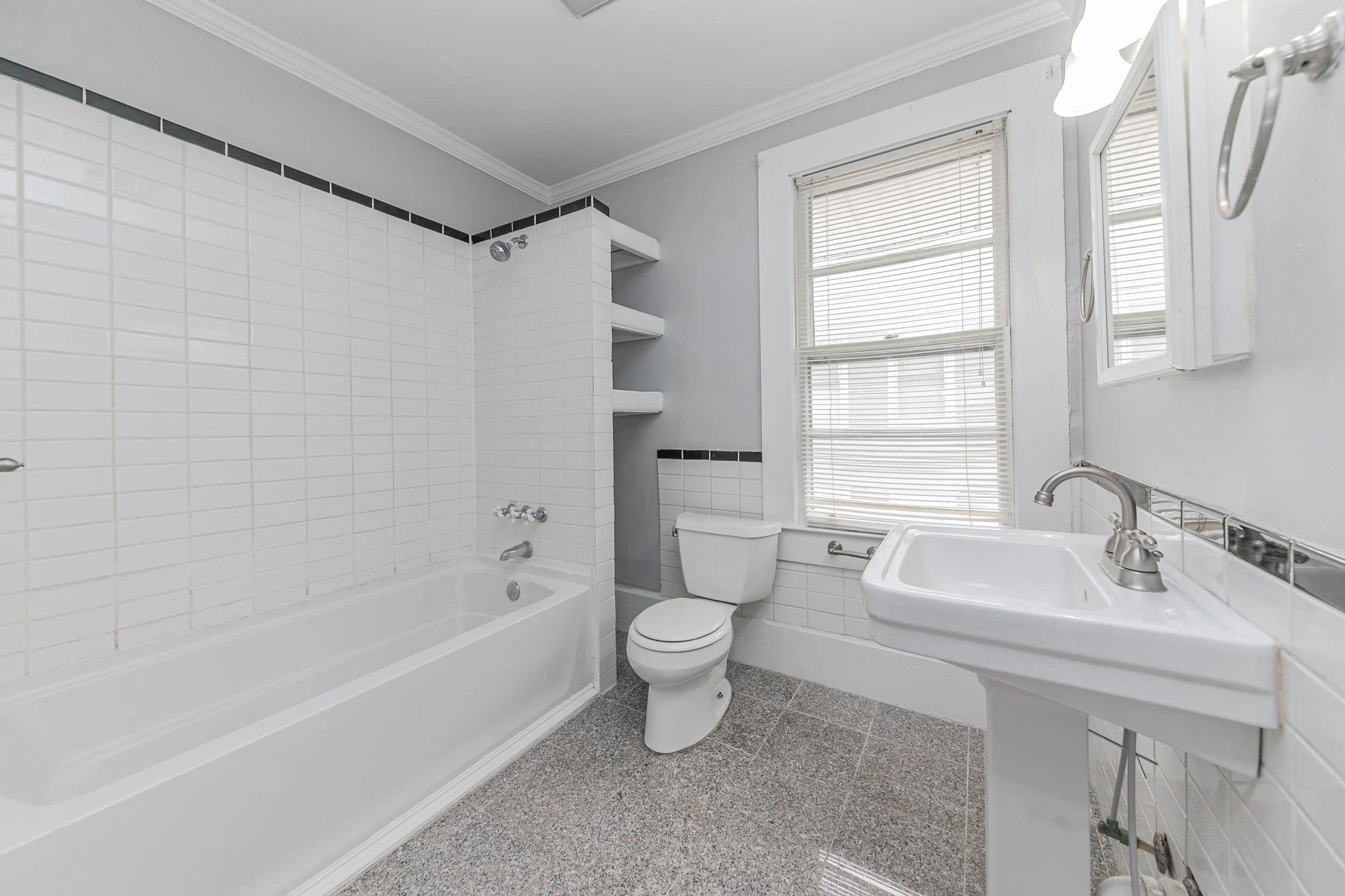 1107 Maple St-26.jpg