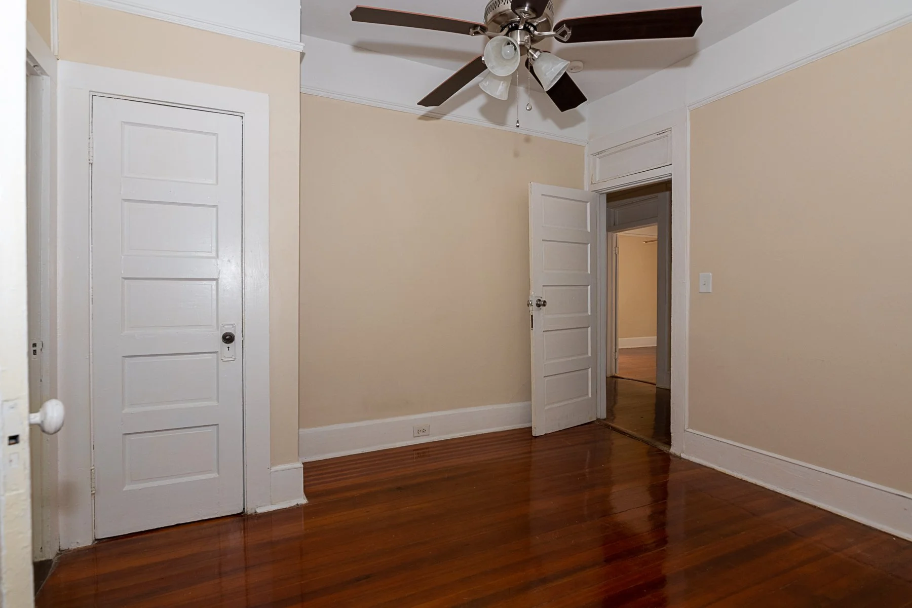 2317 Lee bed 4_2.jpg