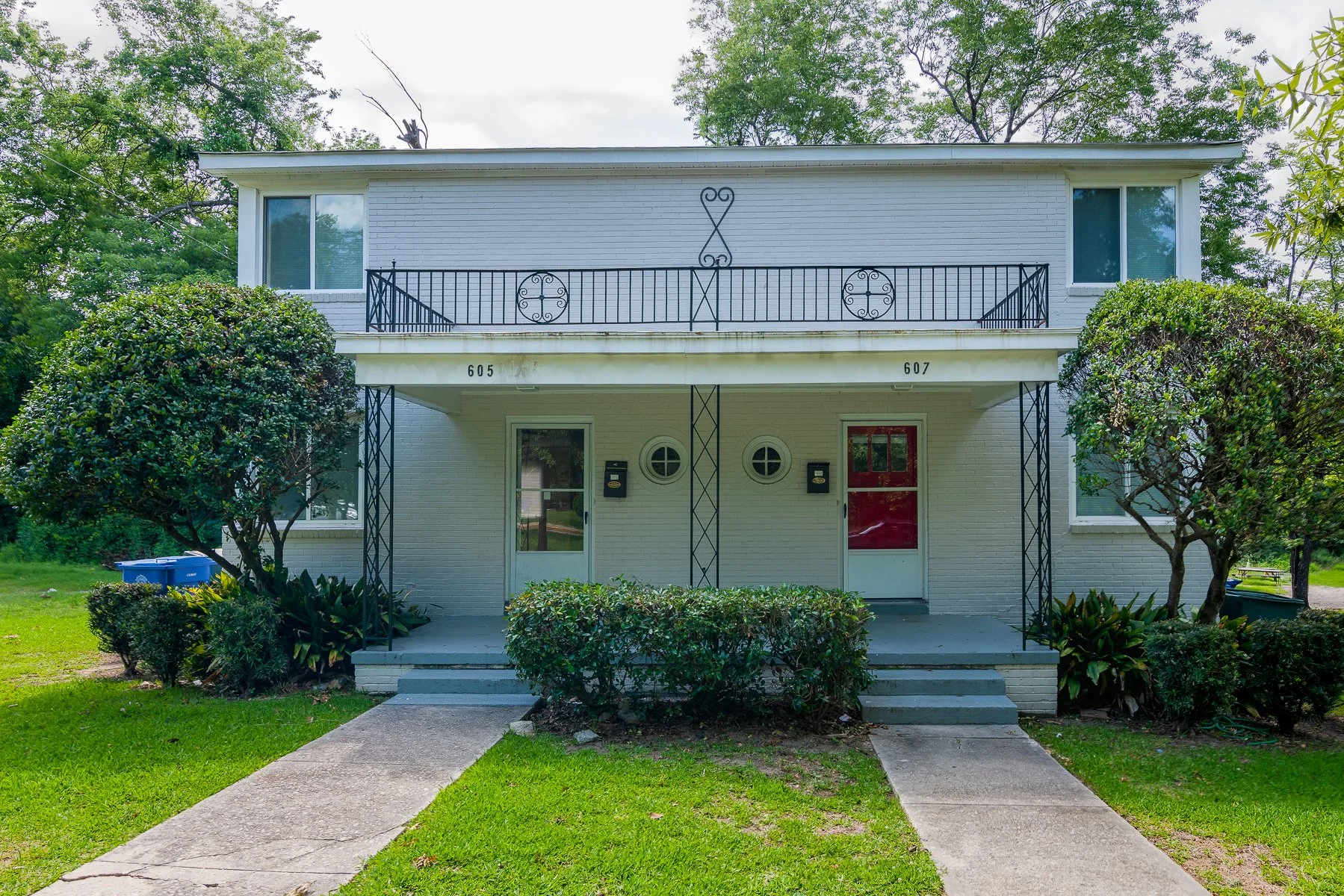 605 Saluda Front Exterior.jpg