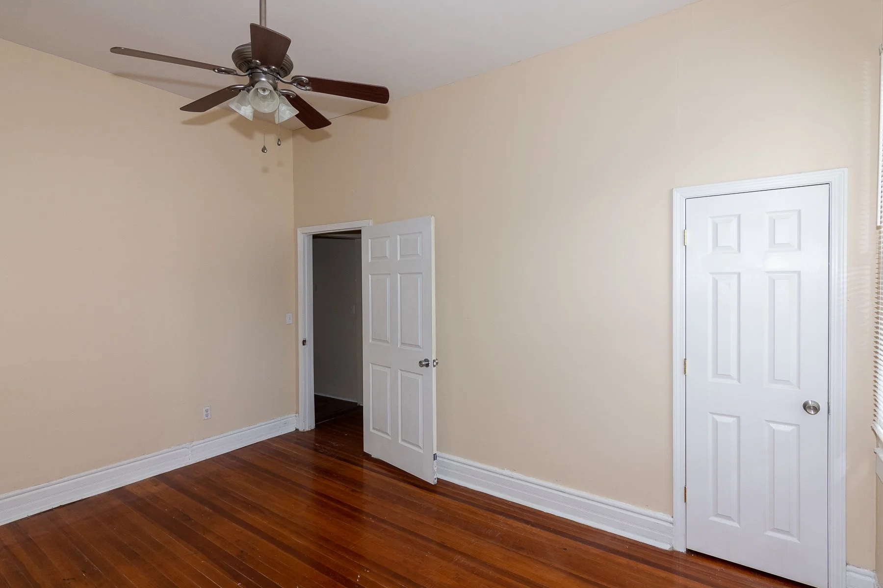 644 Kentucky Bedroom 4_3.jpg