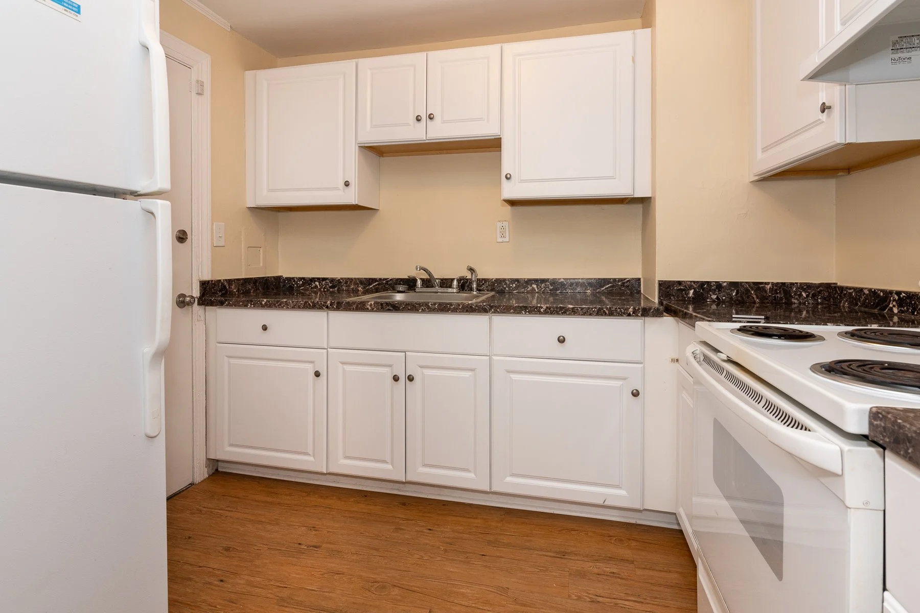 605 Saluda Kitchen 1.jpg