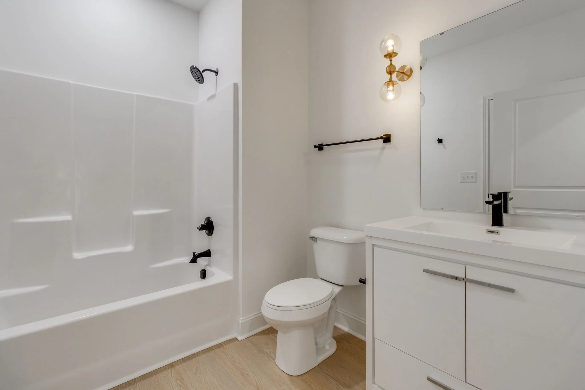 18-web-or-mls-2023 02 28 - 133HardenSt - Columbia-18.jpg