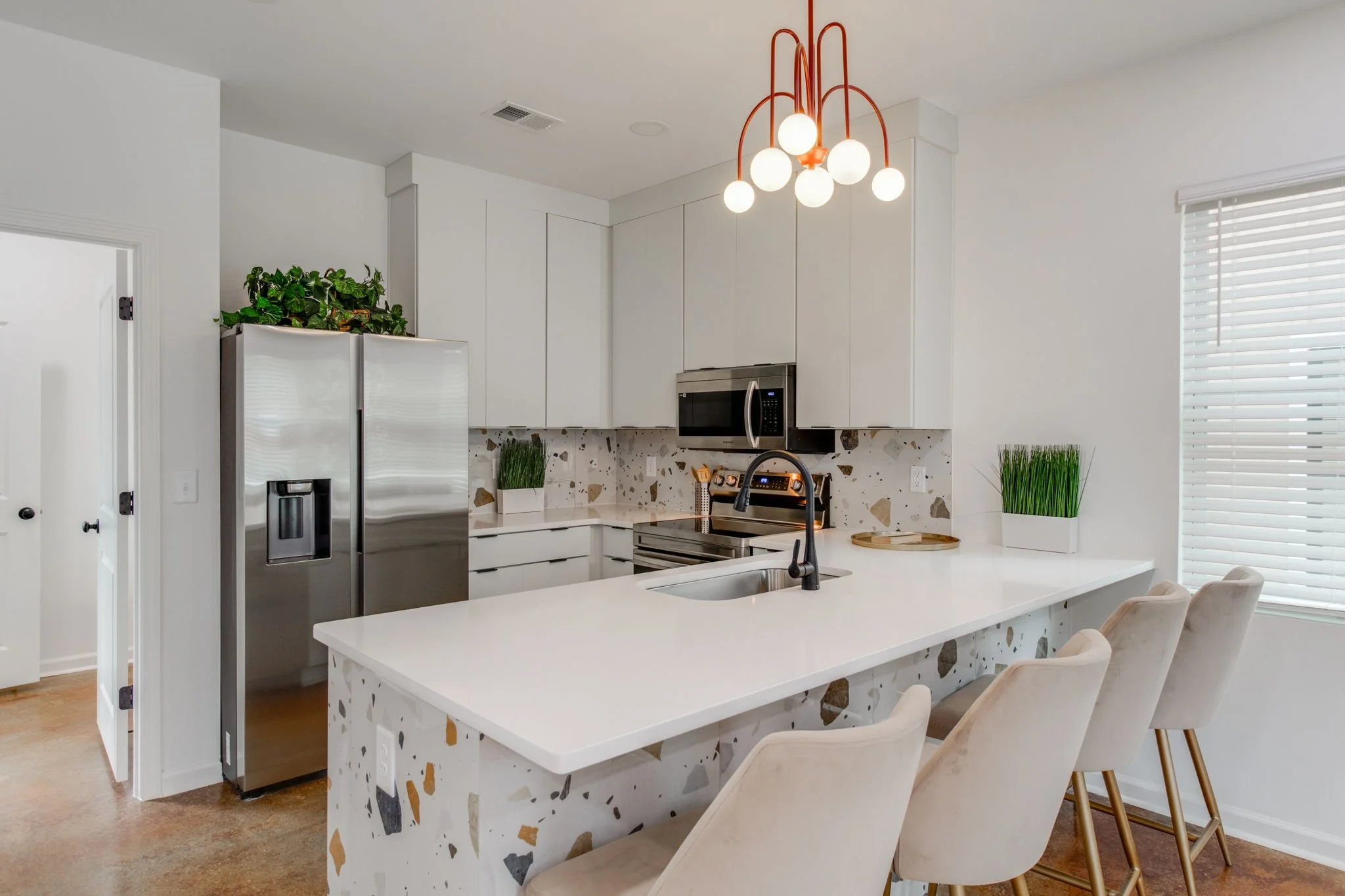 27-web-or-mls-Apartment B-5.jpg