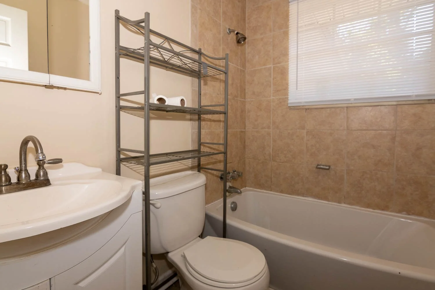 219 Bath.jpg