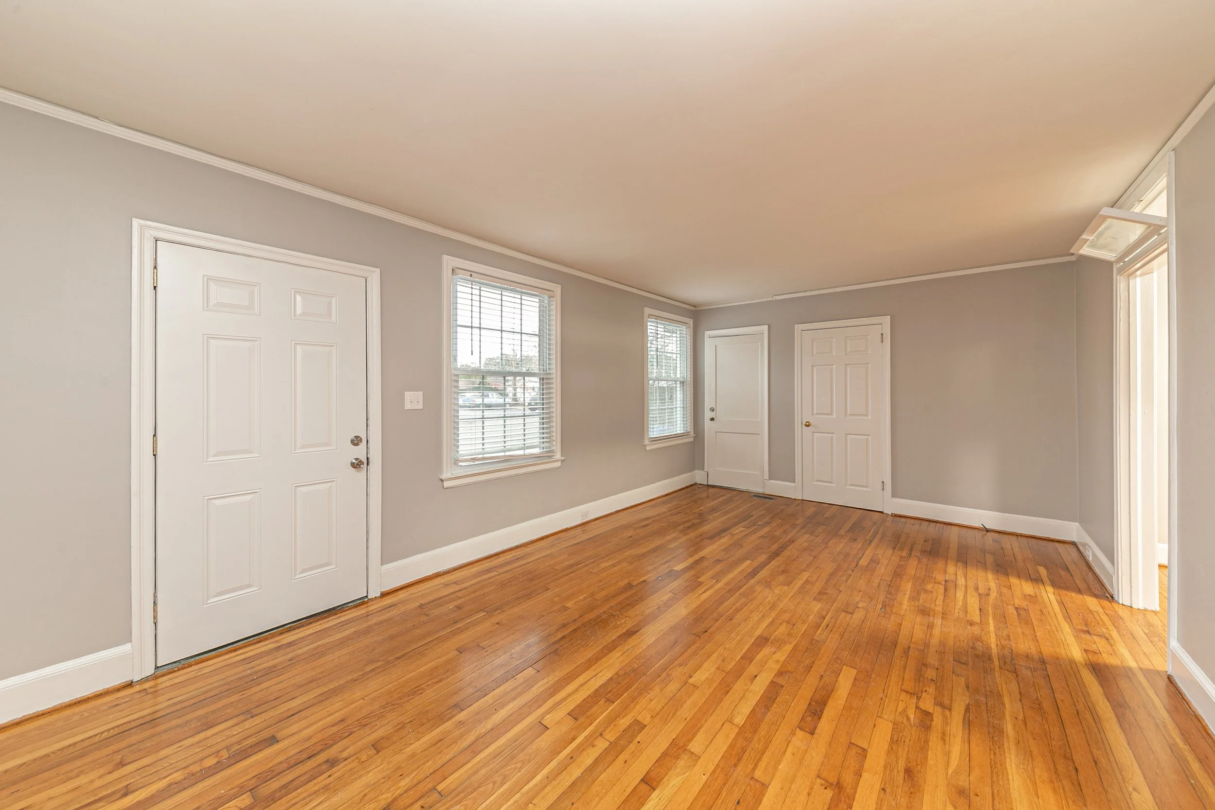 327 Howard St-11.jpg