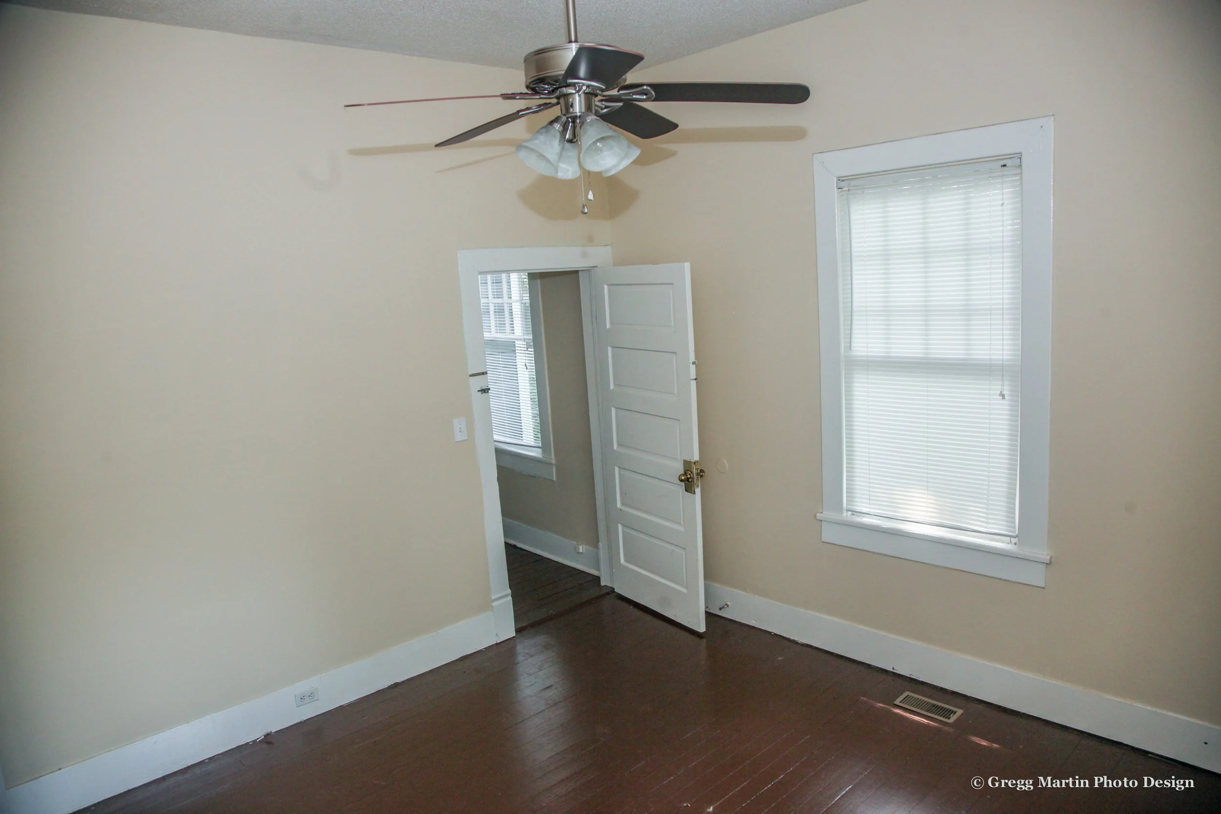 2407 Lee Bed 1_3.jpg