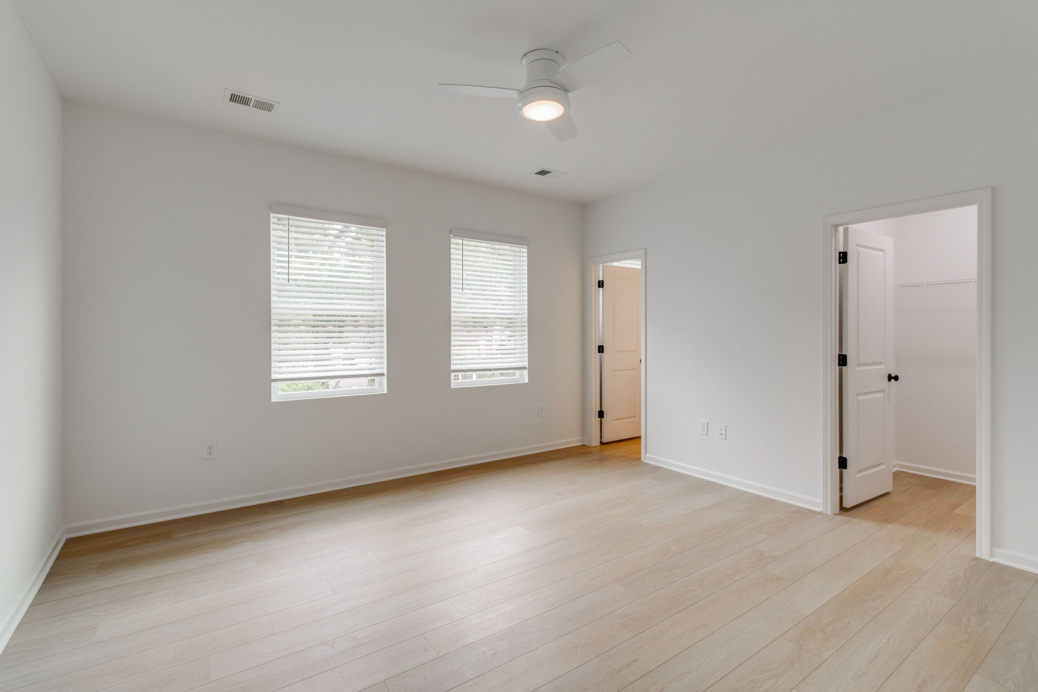 51-web-or-mls-Apartment C-12.jpg