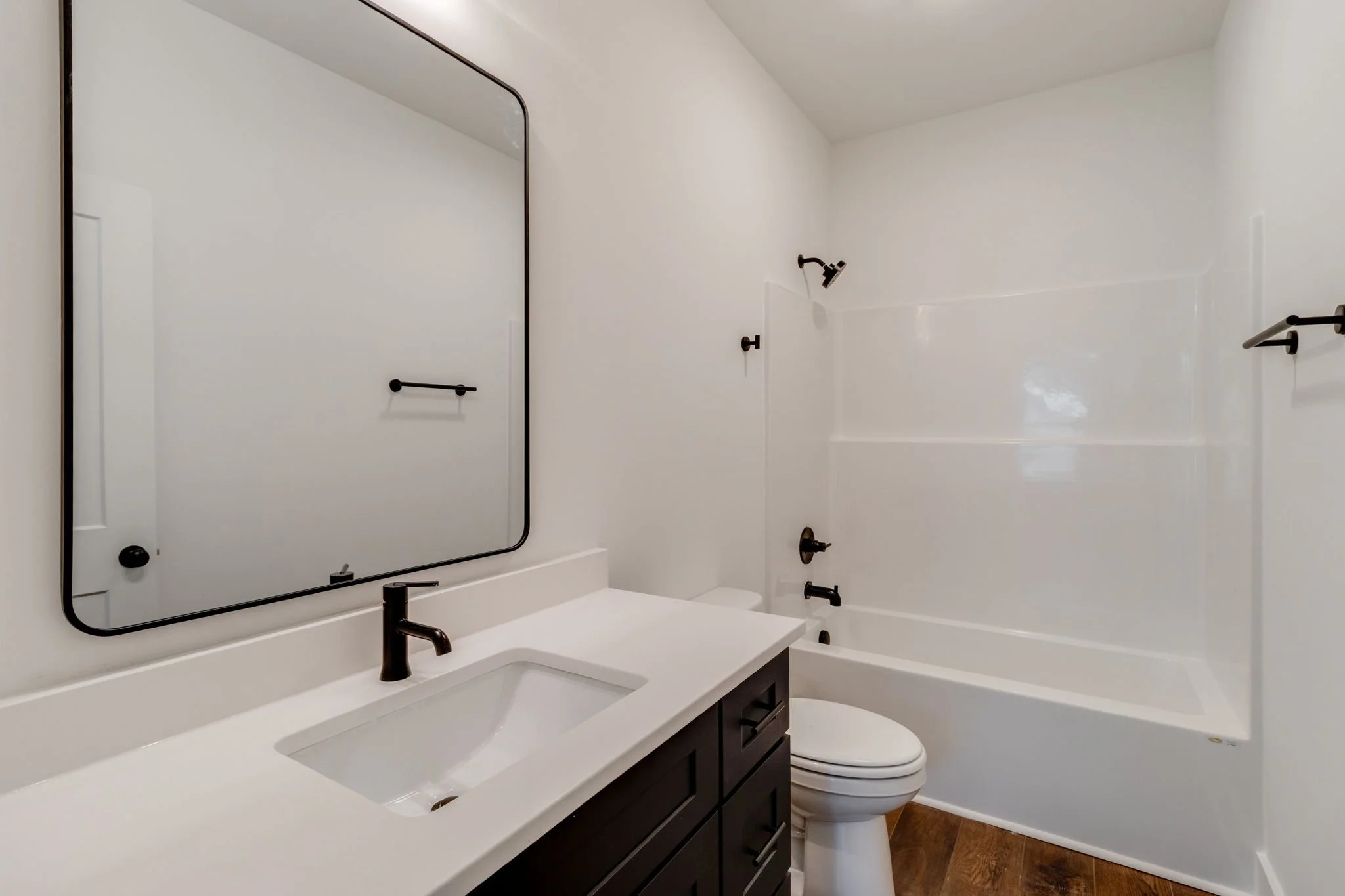 20-web-or-mls-2025 07 21 - 1007 Virginia St-UnitA-Columbia-26.JPG