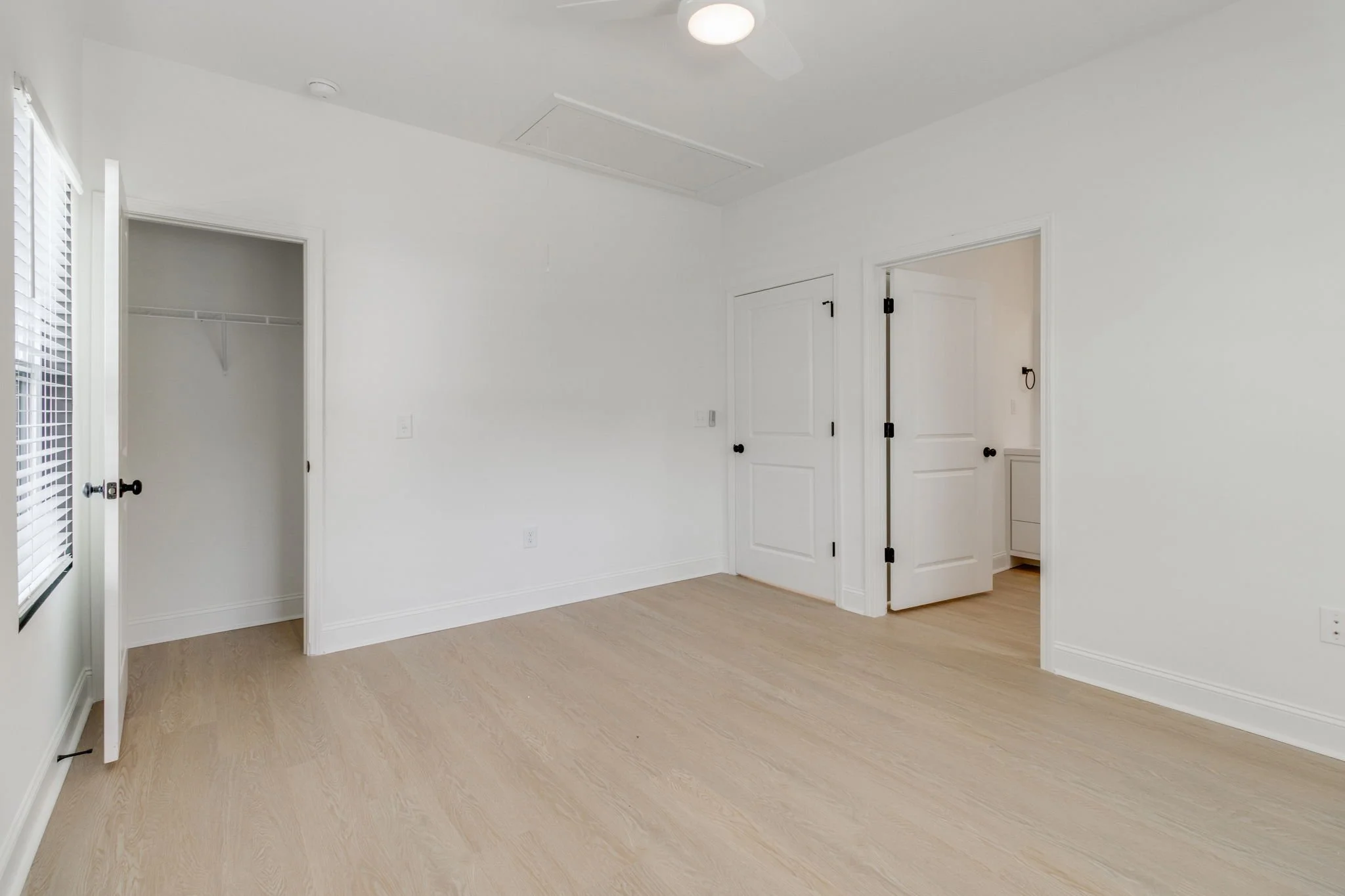 38-web-or-mls-2023 02 28 - 133HardenSt - Columbia-38.jpg