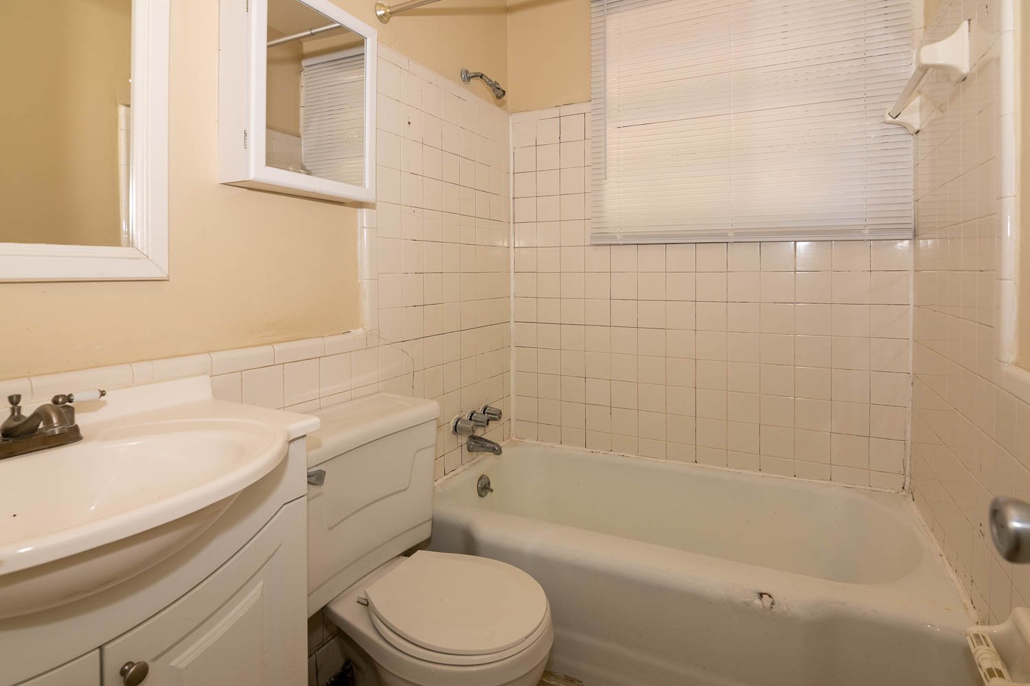 217 Bath.jpg