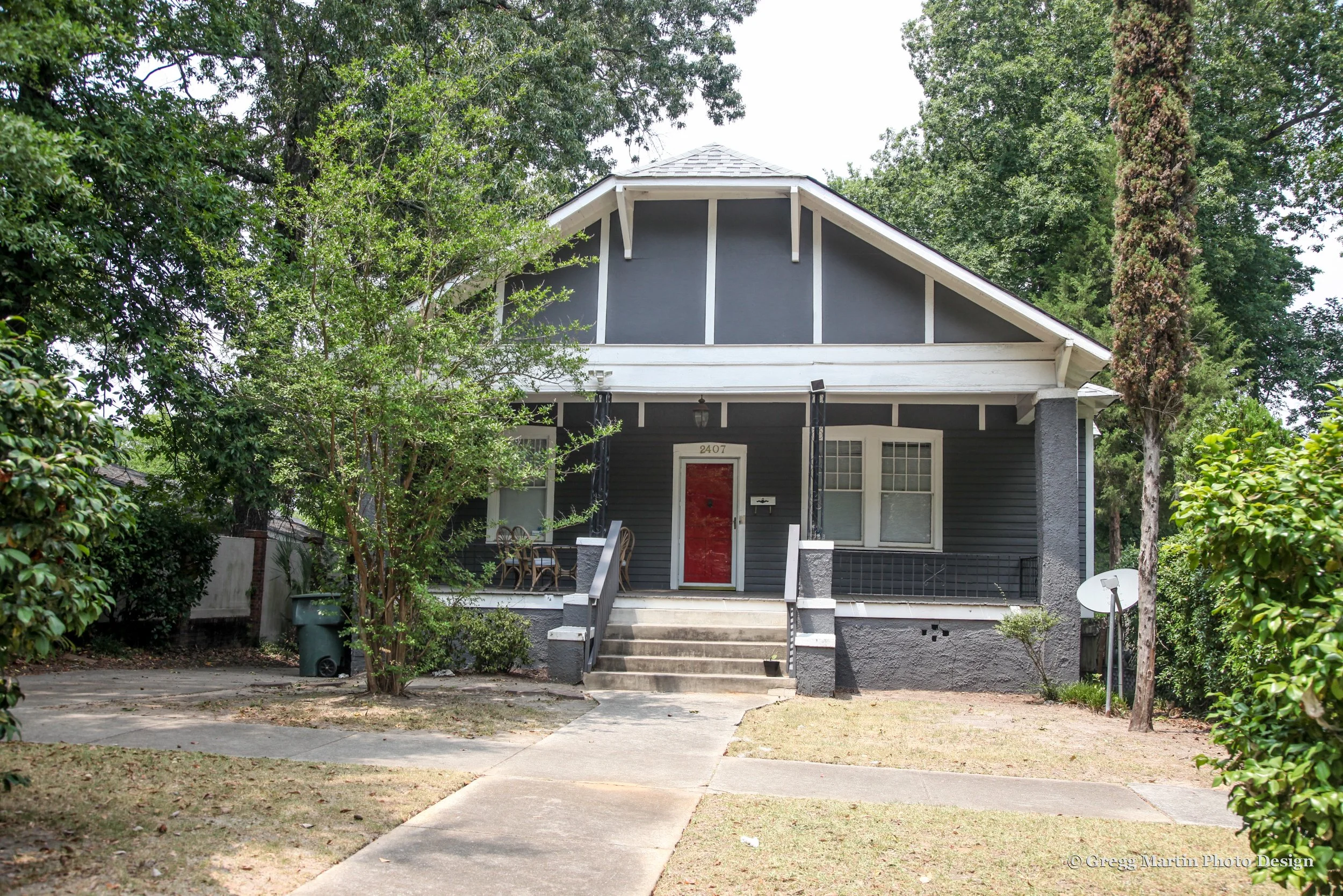 2407 Lee Front Exterior 1.jpg