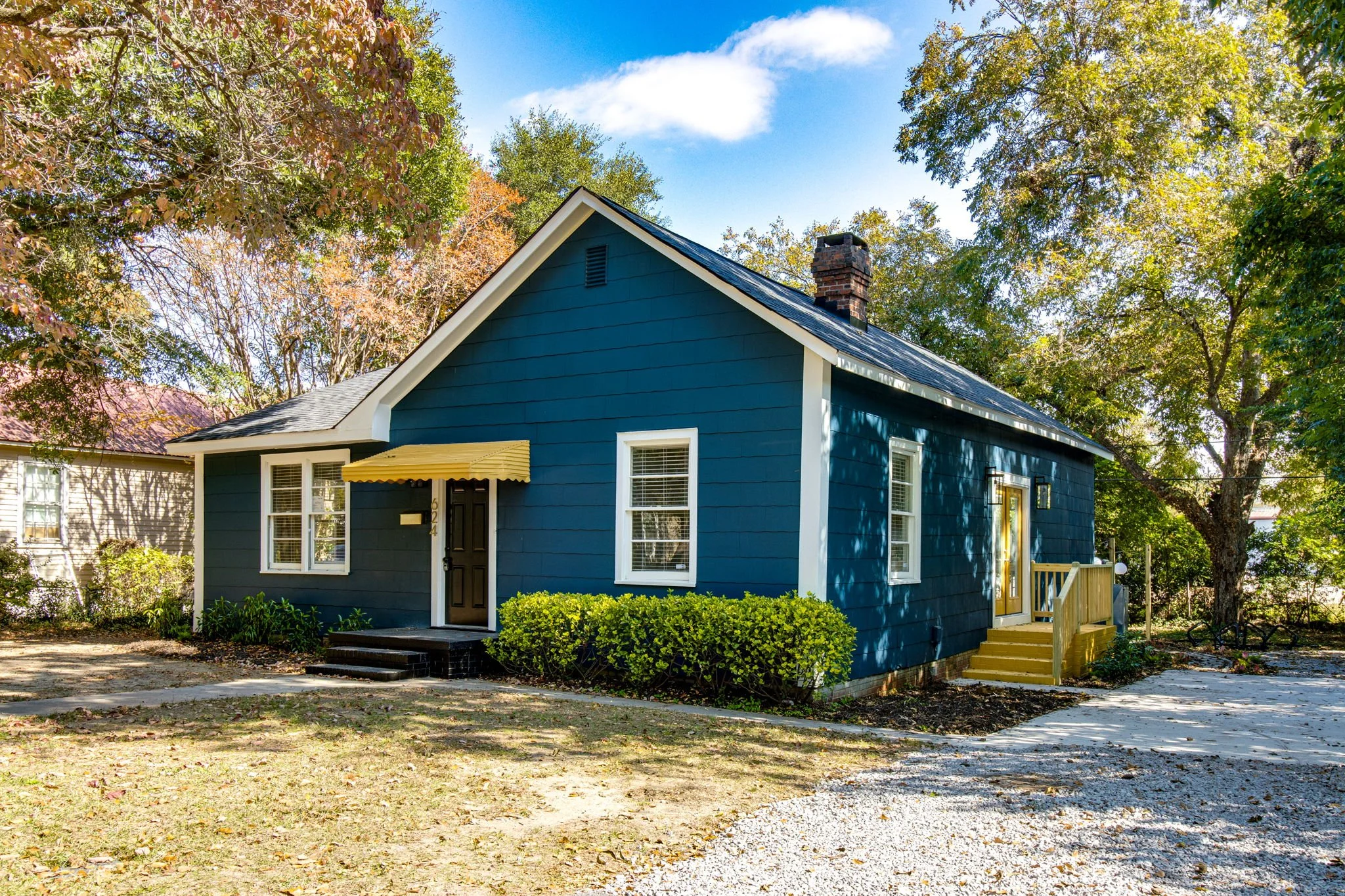2-web-or-mls-2022 10 27 - 624 Kentucky St-Columbia-2.jpg