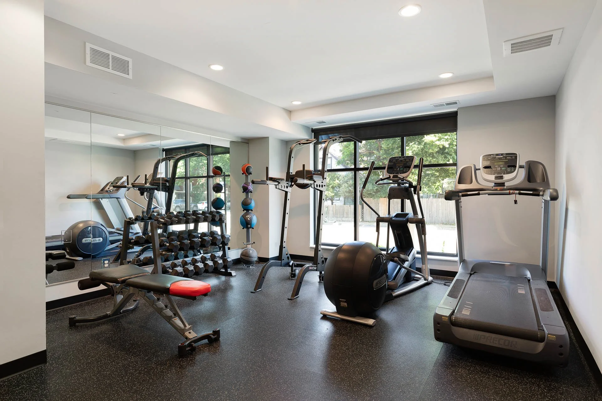 2900_Irving_Ave_S_Amenities15.jpg