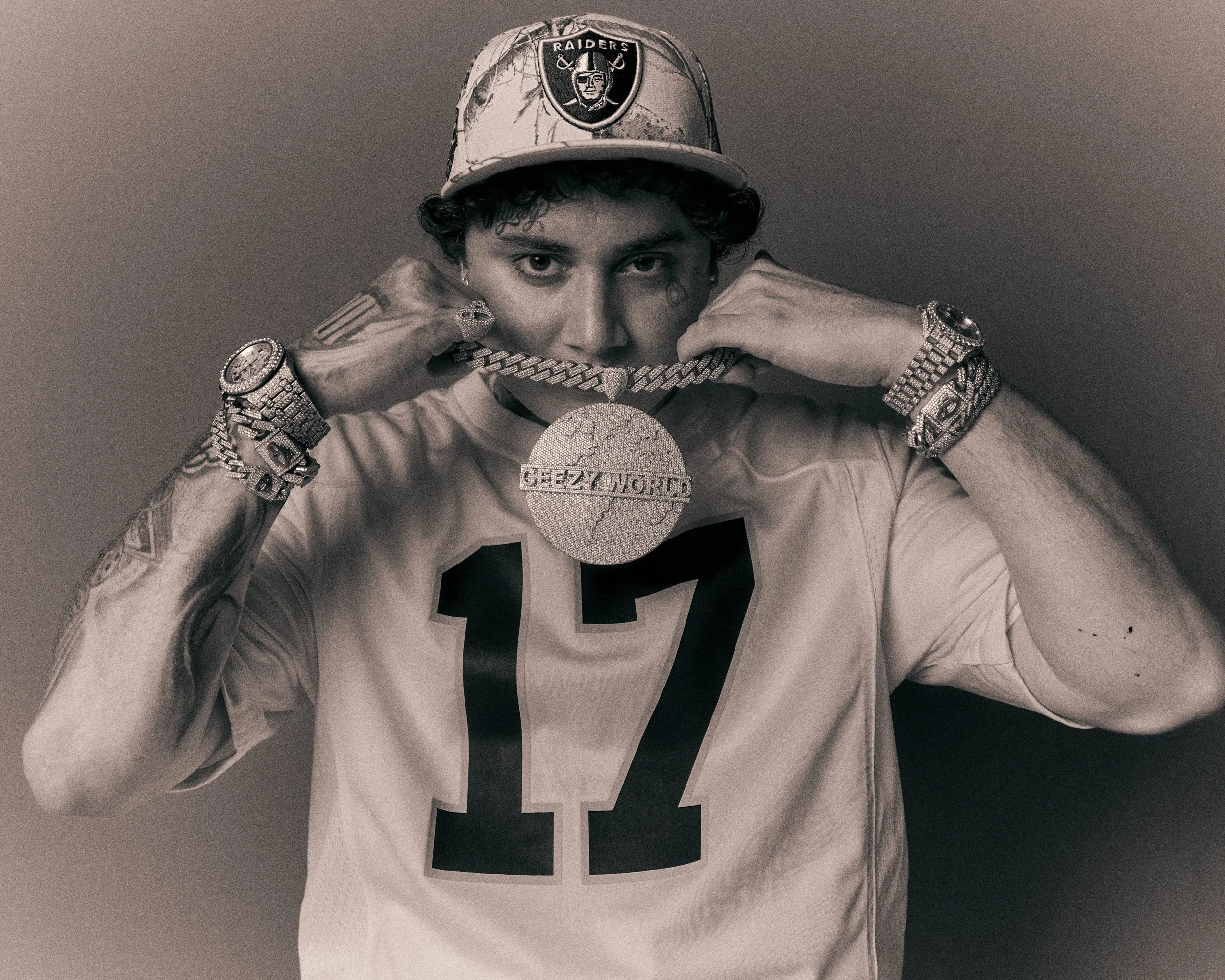 LIDS_Holiday Campaign_Stills_9.29&30.20240491 2.jpg