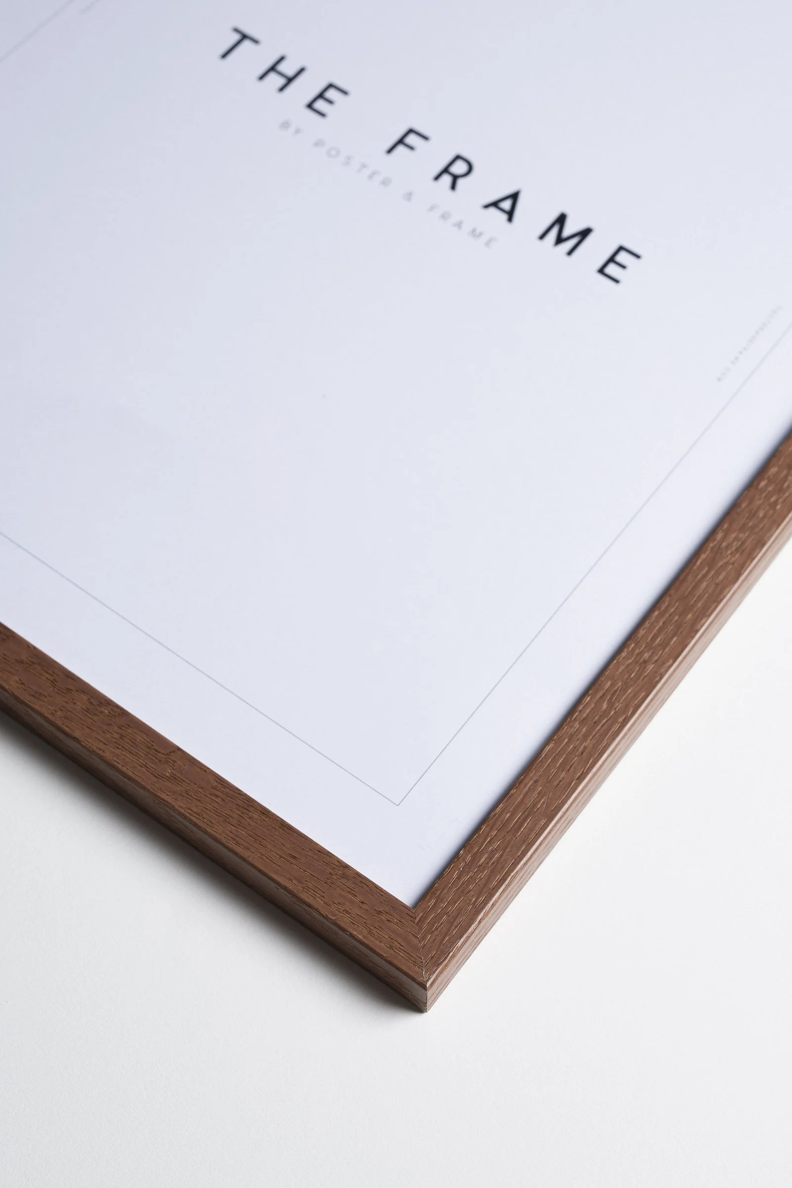 P&F Frame OakDark Wood 05.jpg
