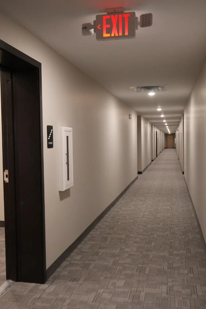hallwaY.jpg
