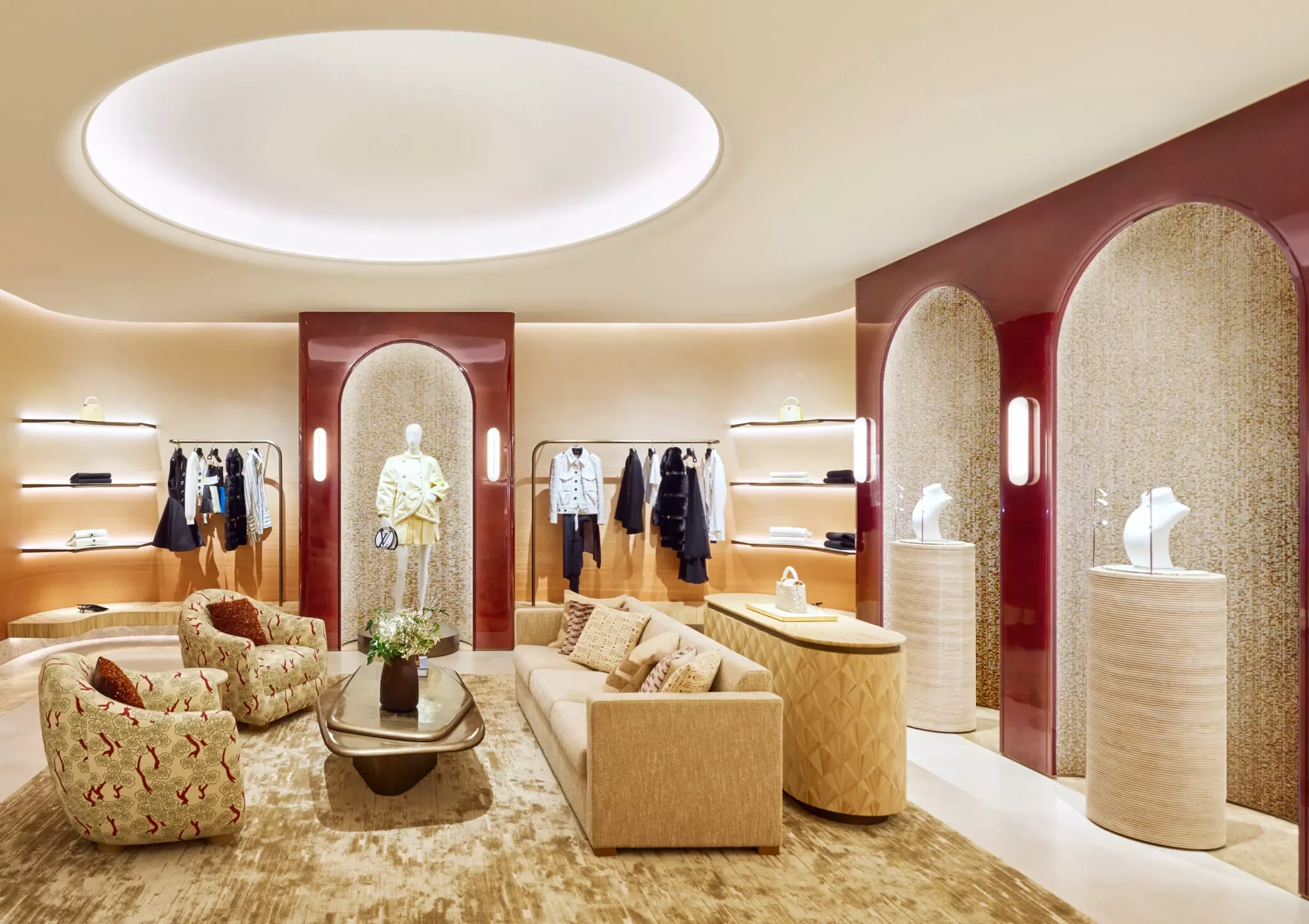 CZ_Louis-Vuitton_Guangzhou_Commercial_Taikoo-Hui-3-2048x1446.webp