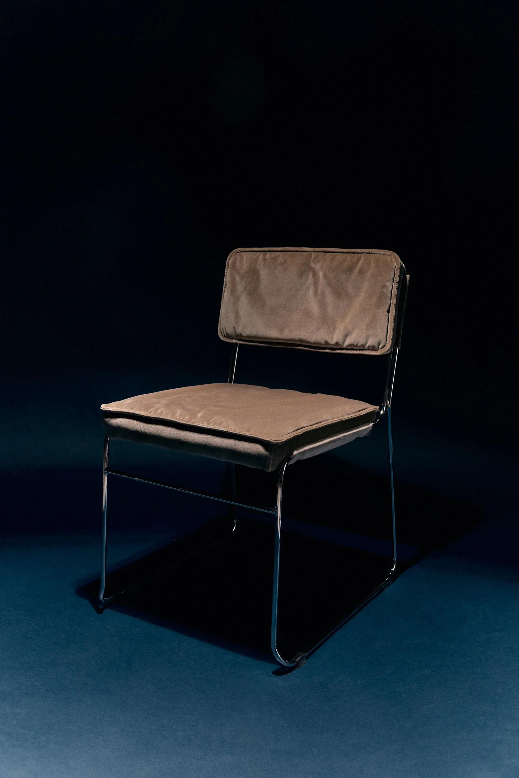 2026_additions_hkliving_dining_chairs_lr_14.jpg