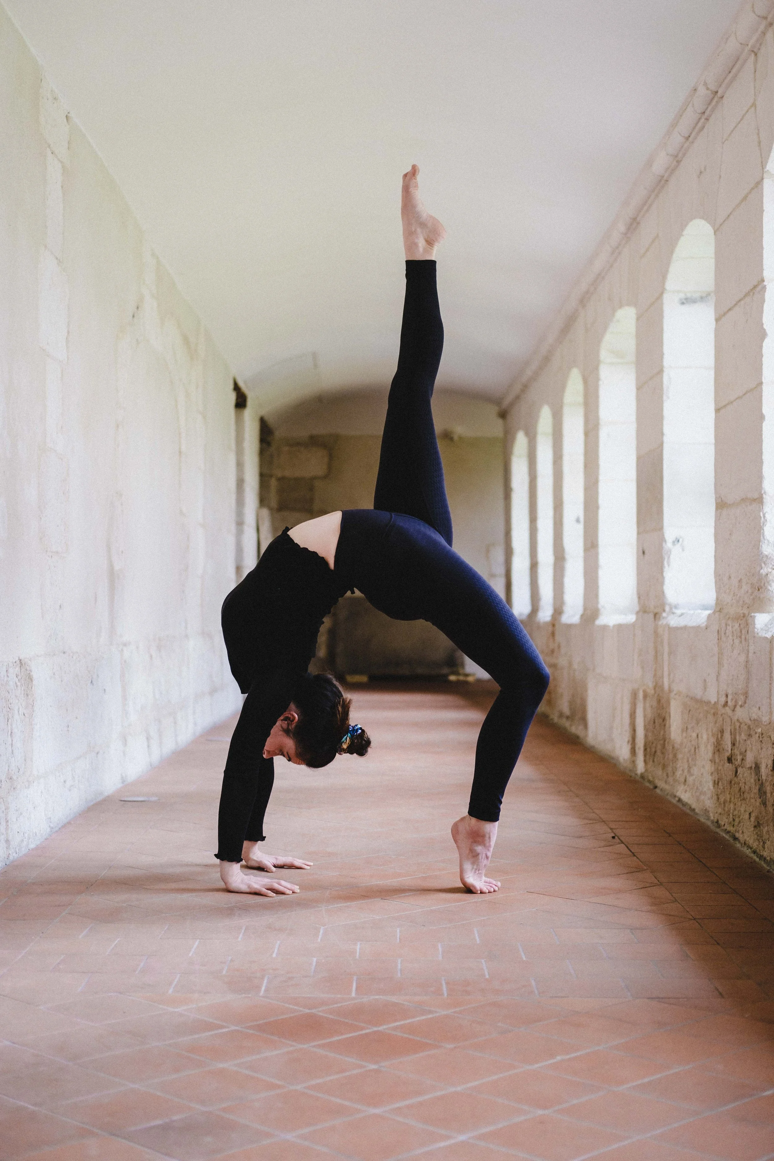 Marie Dias Alves : STAGE BACKBENDS "FONDATIONS &amp; EXPANSIONS"