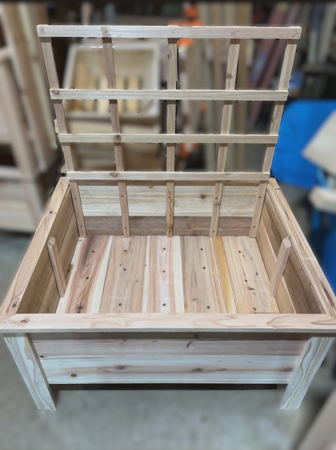 Planter 9.jpg