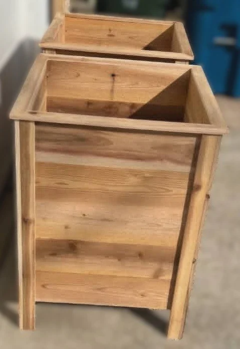Planter 26.jpg