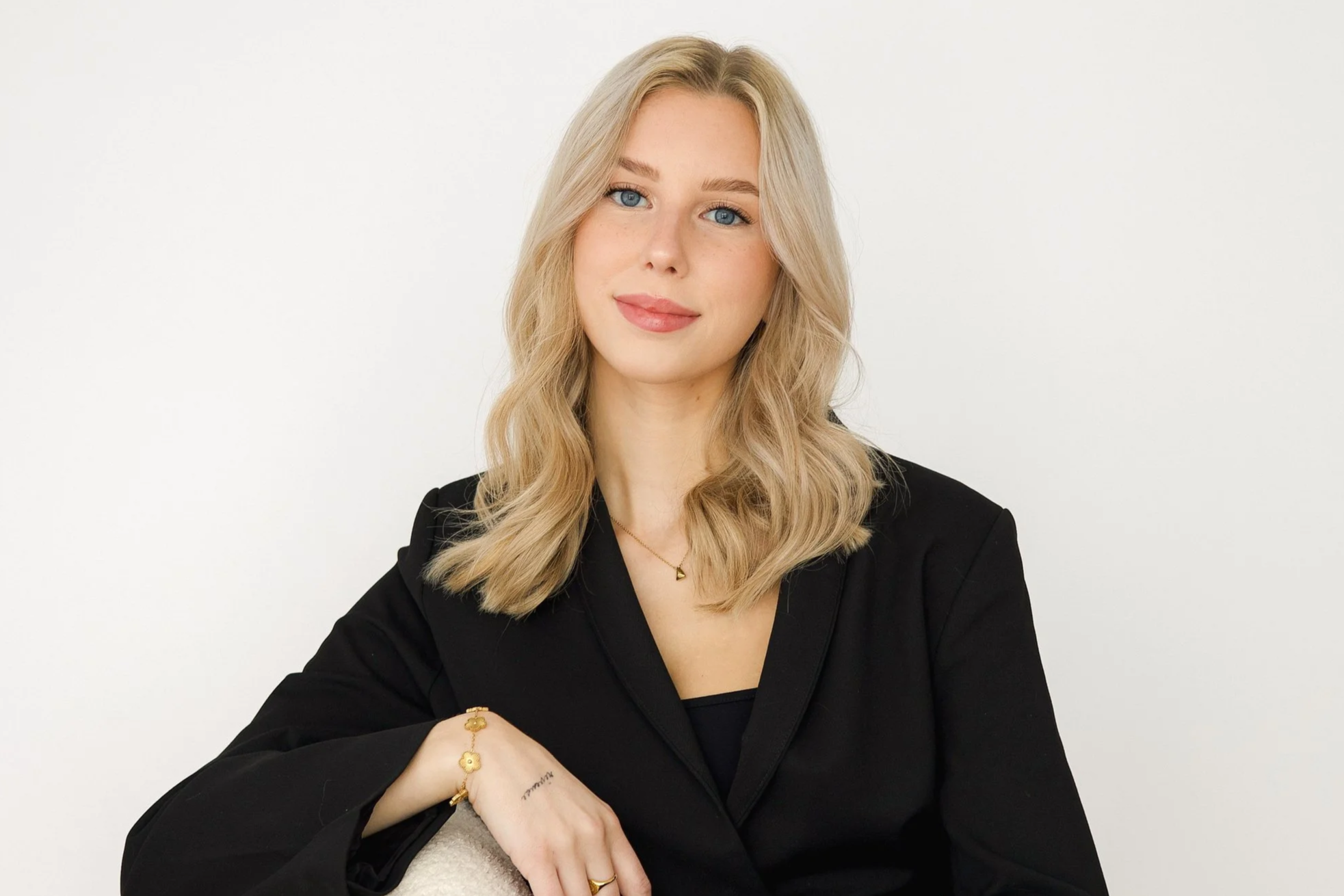Camille Boucher, courtière immobilière en Mauricie et au Centre-du-Québec, souriante et à votre écoute.