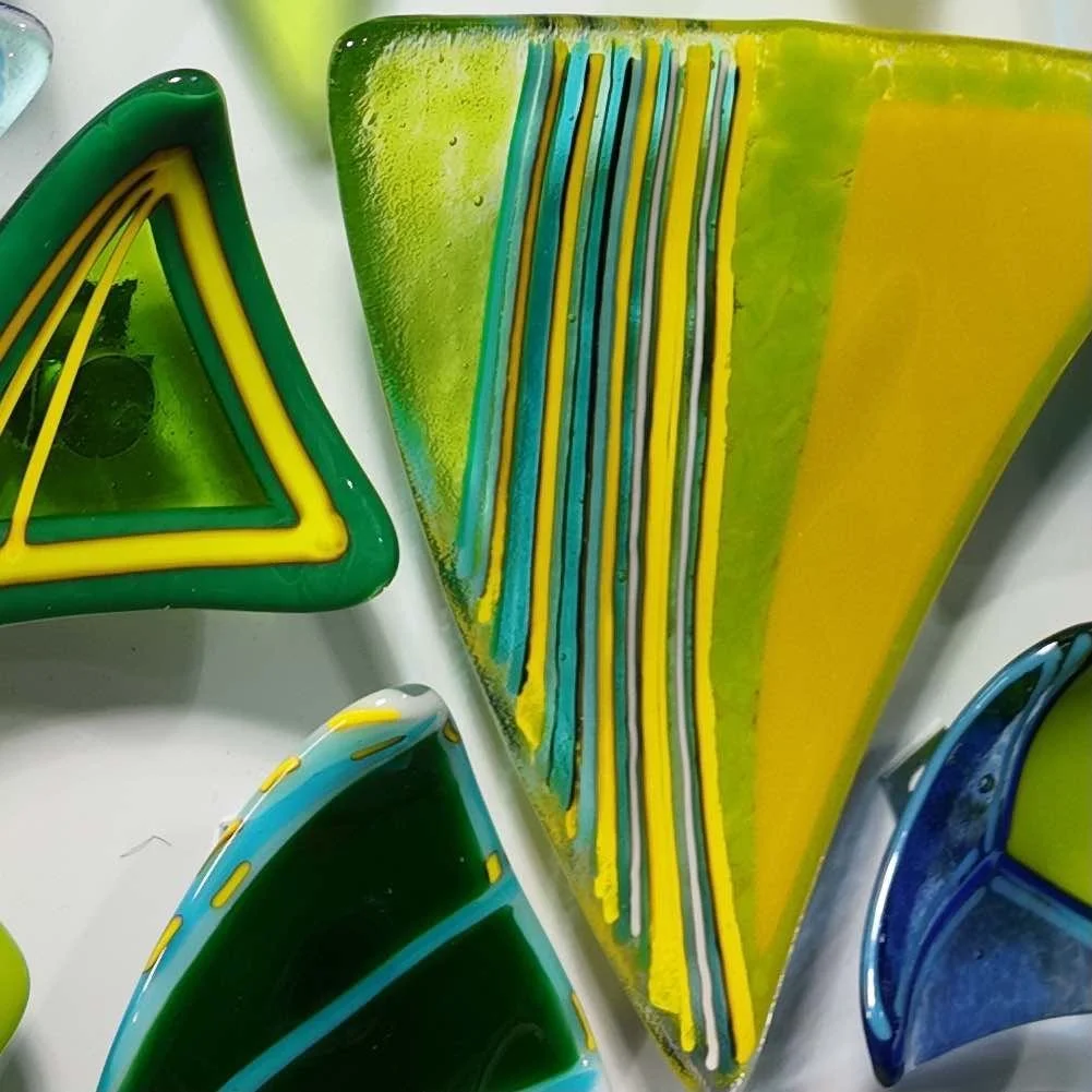multi-piece-glass-installation-detail.jpg