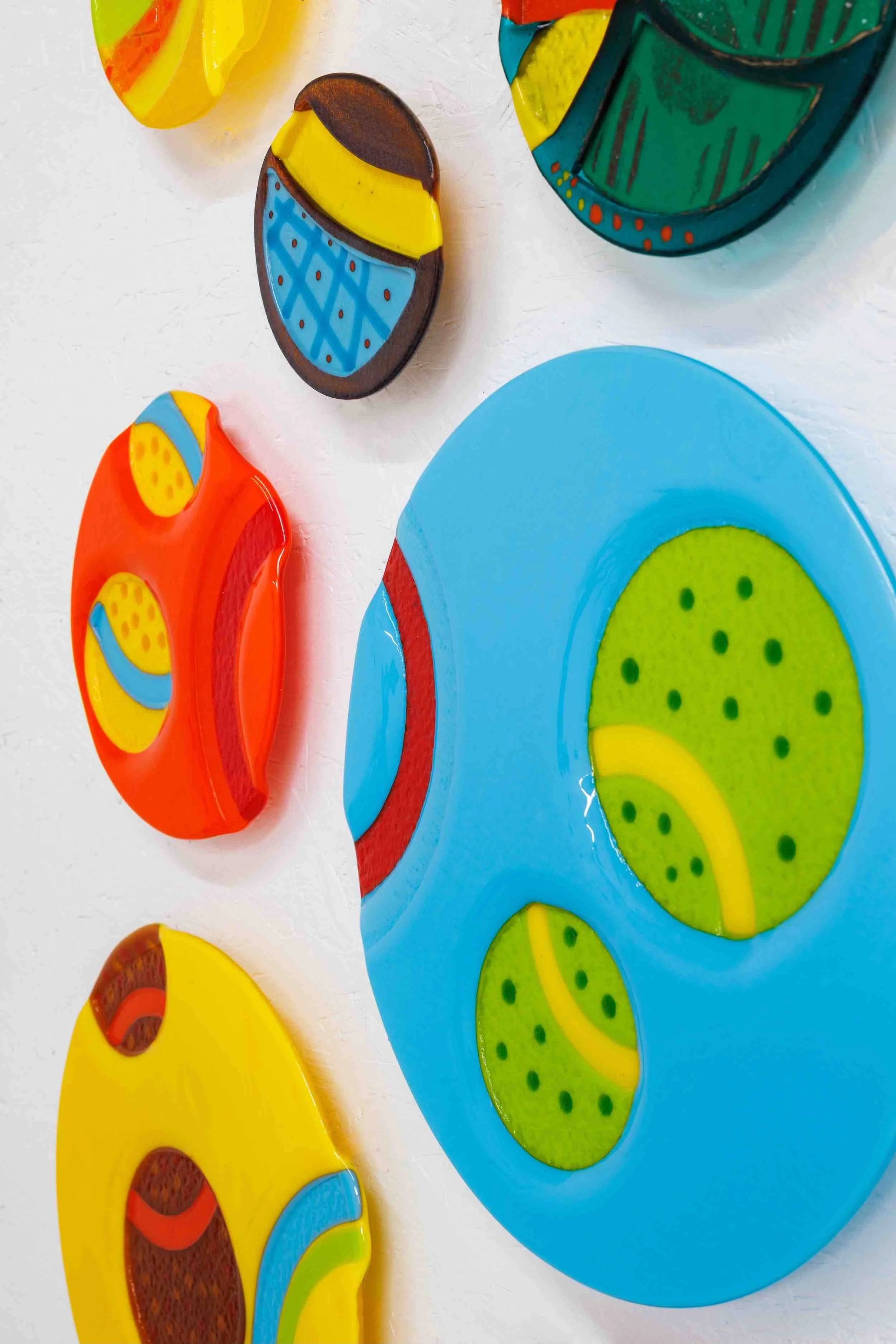 colorful-abstract-glass-installation-detail.jpg
