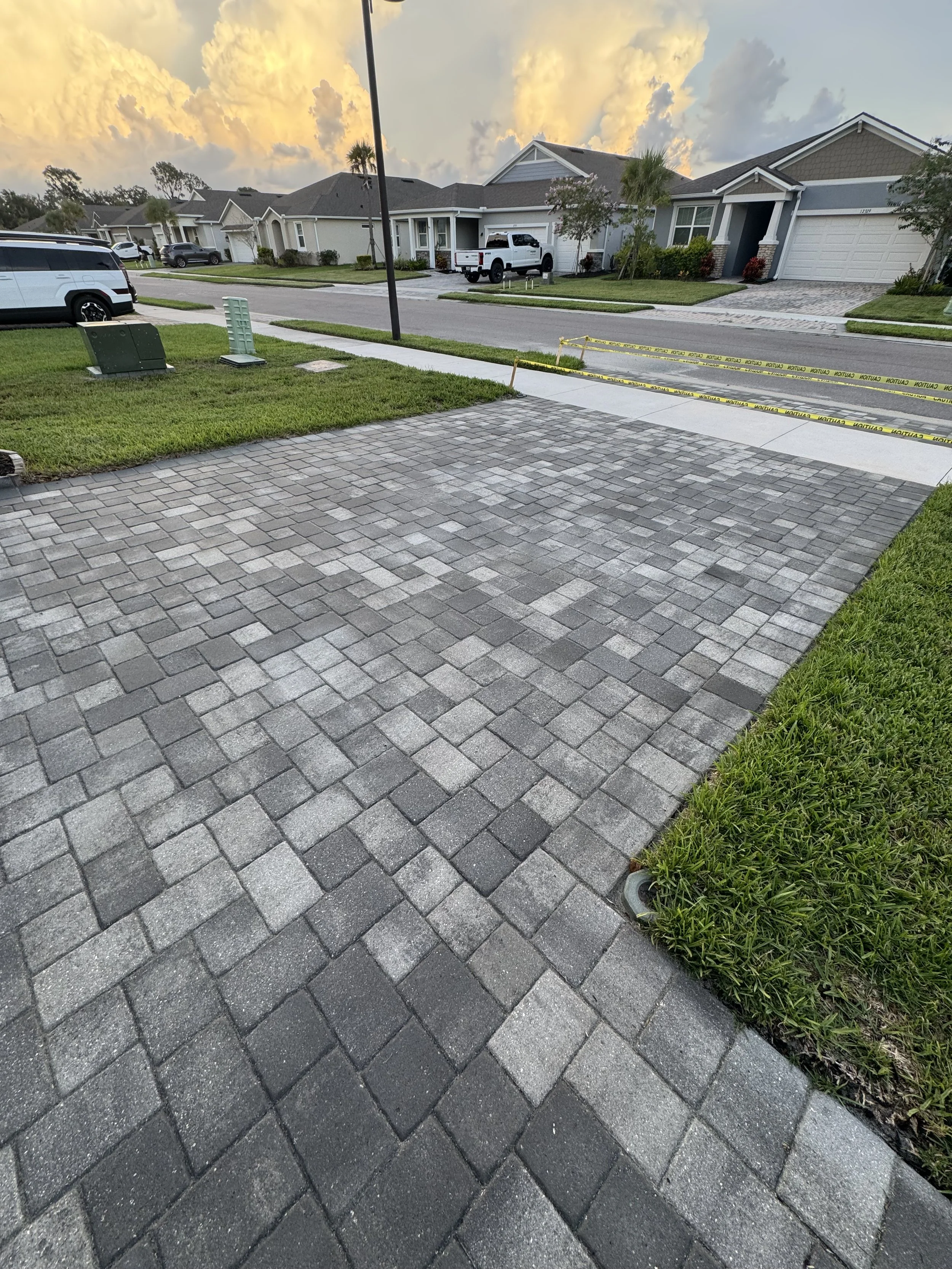 Paver Cleaning & Sealing