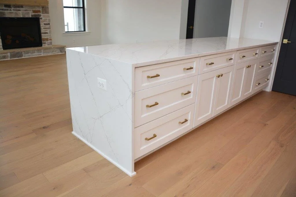 Bryant White Oak Elegance