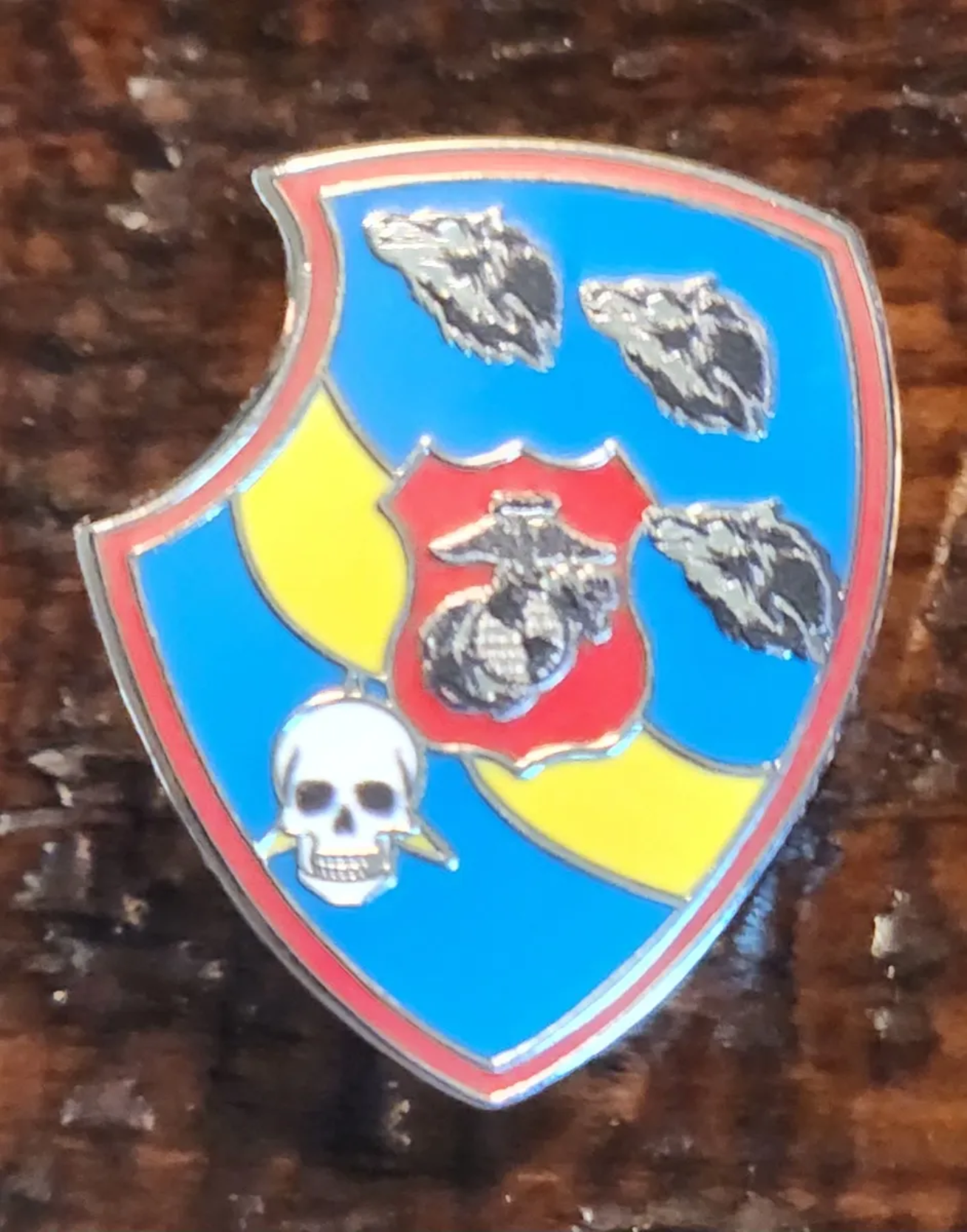 LAR Lapel Pin1.png