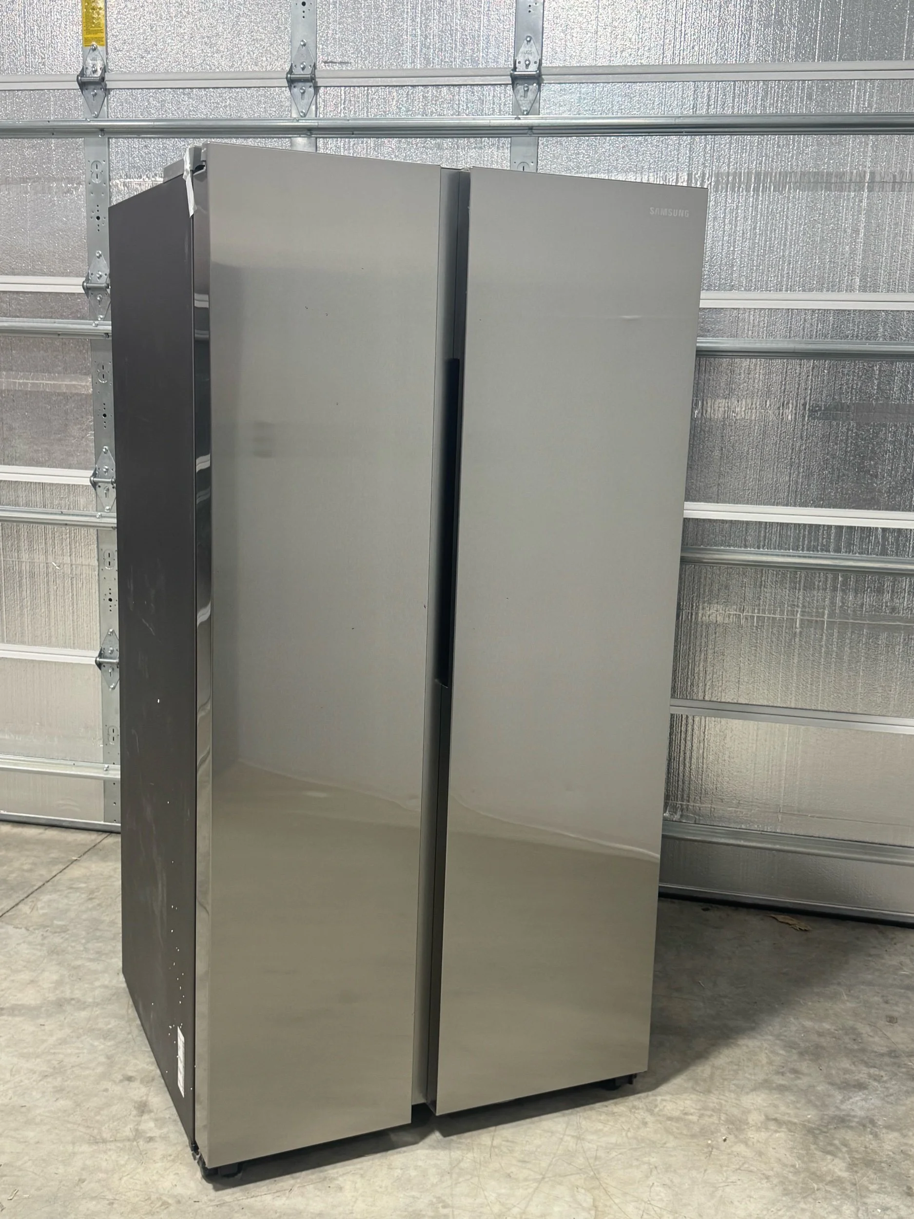 Samsung 28 Cu. Ft. Smart Side-by-Side Refrigerator