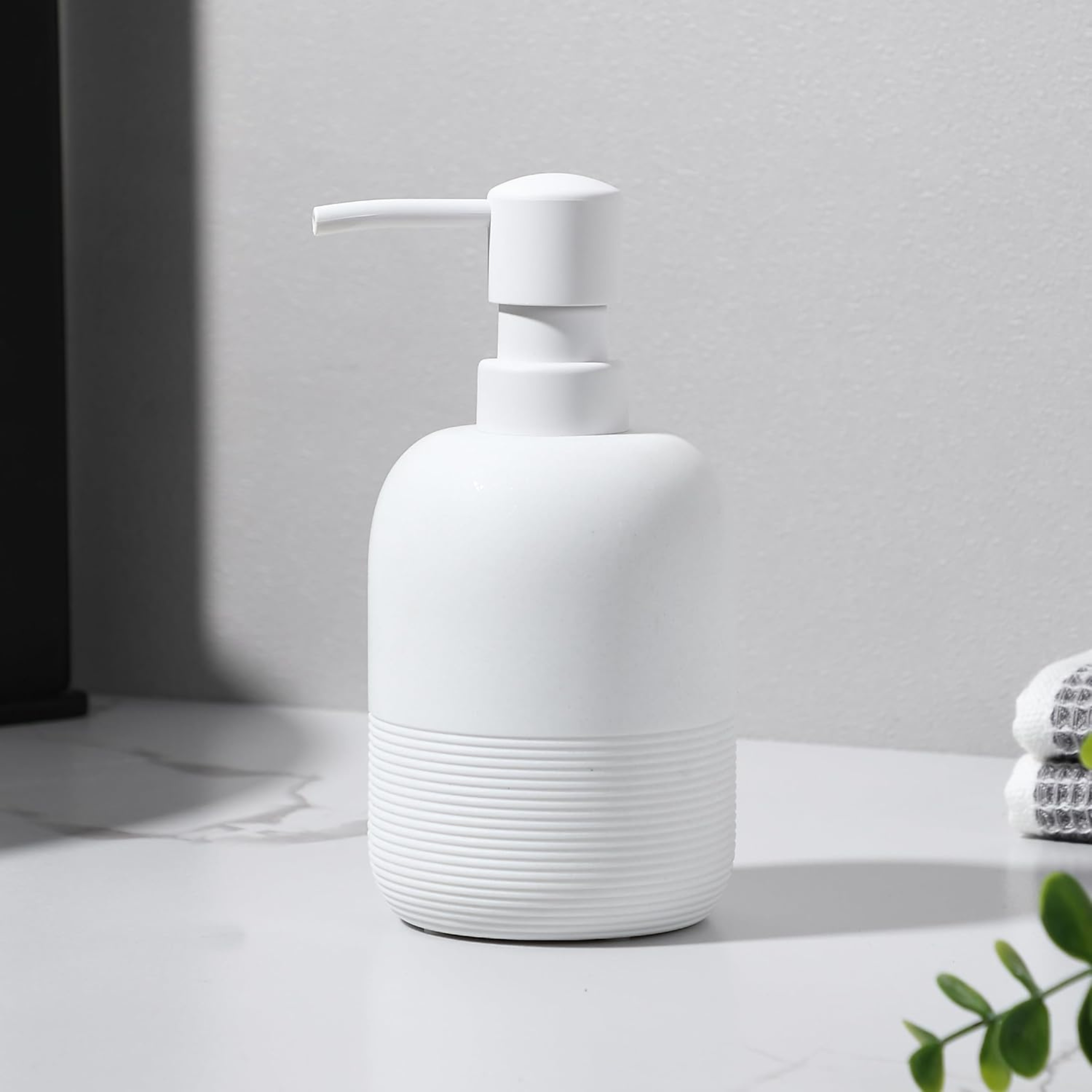 Ceramic soap dispenser