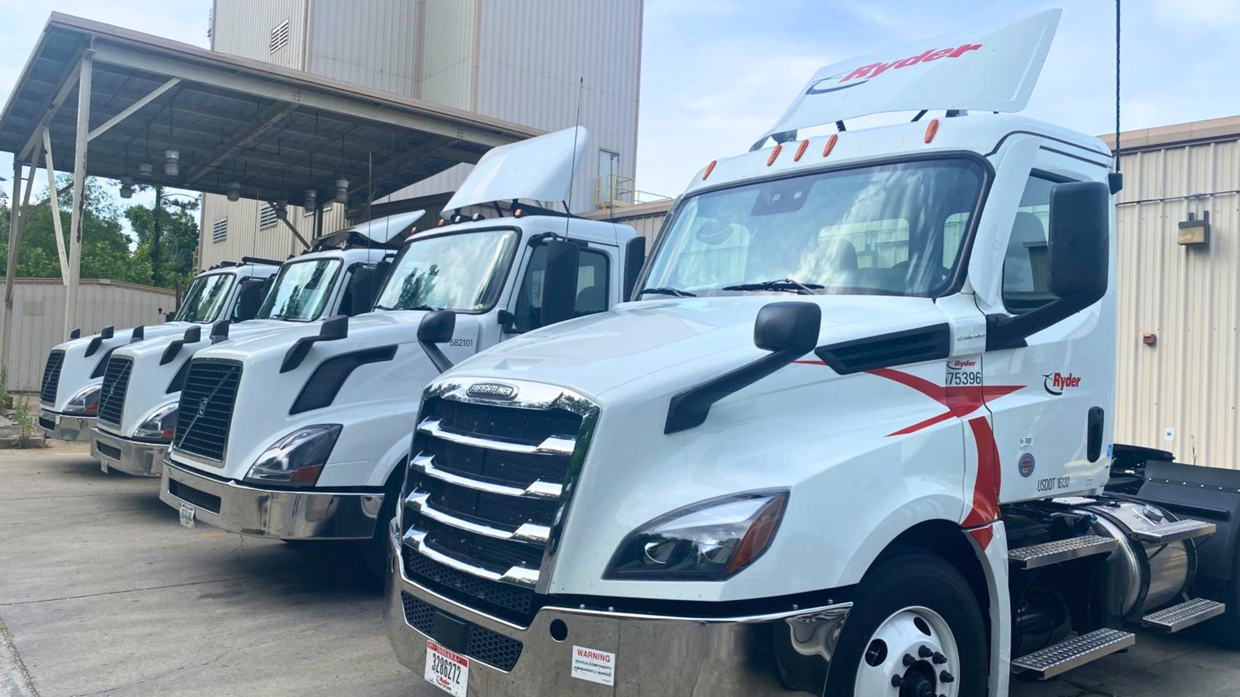 DNA Logistix dedicated fleet and SmartWay-certified transportation operation serving logistics markets nationwide.