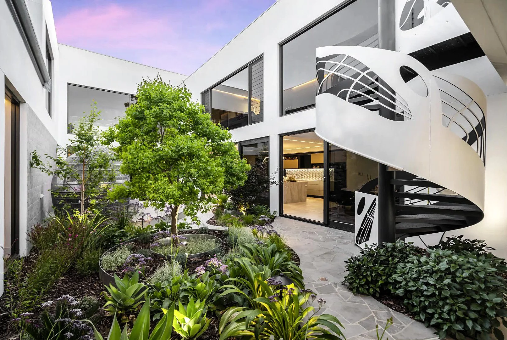 Waratah-House-6.jpg