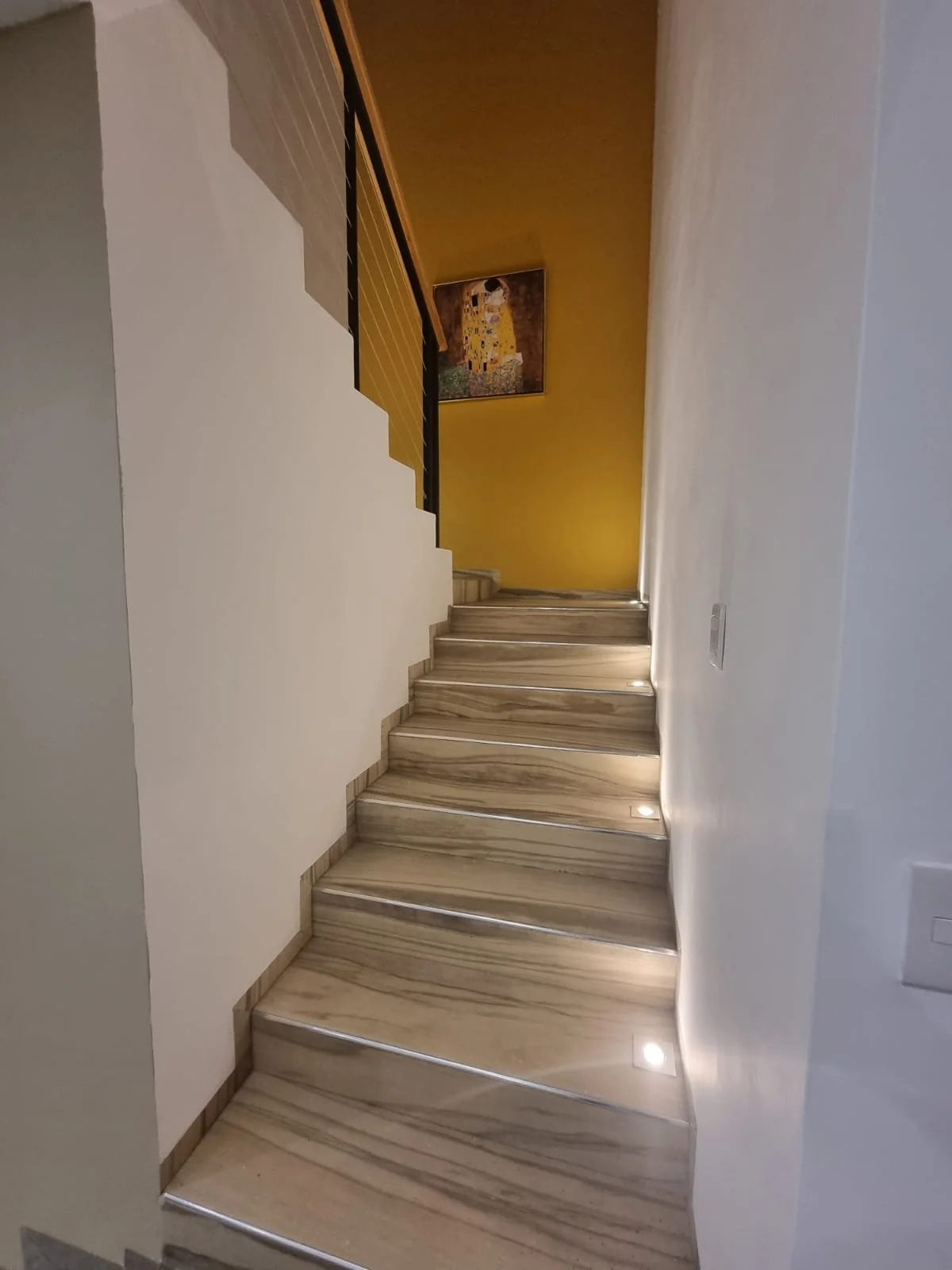 08_escalera_marmol.jpg