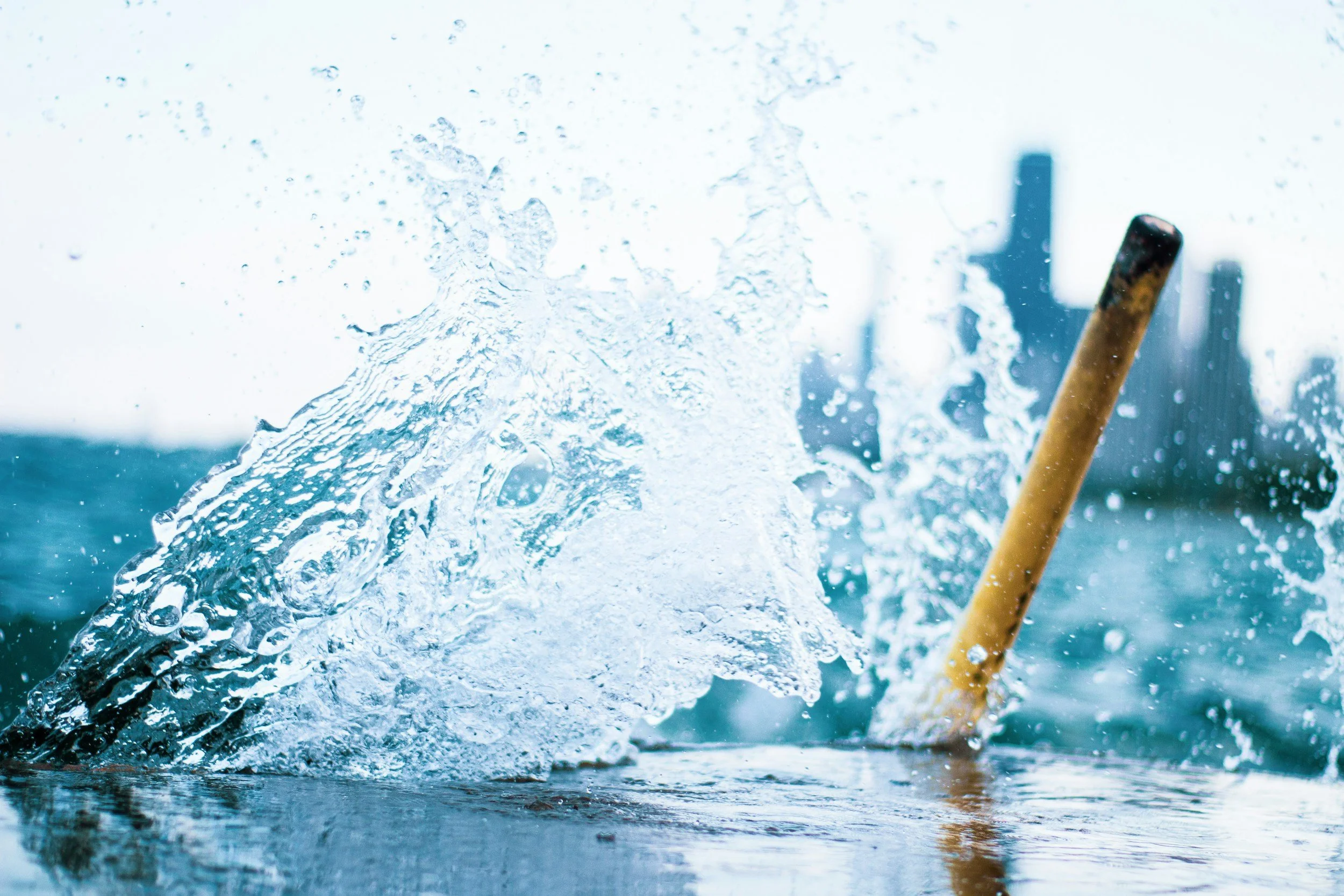 Water splashing