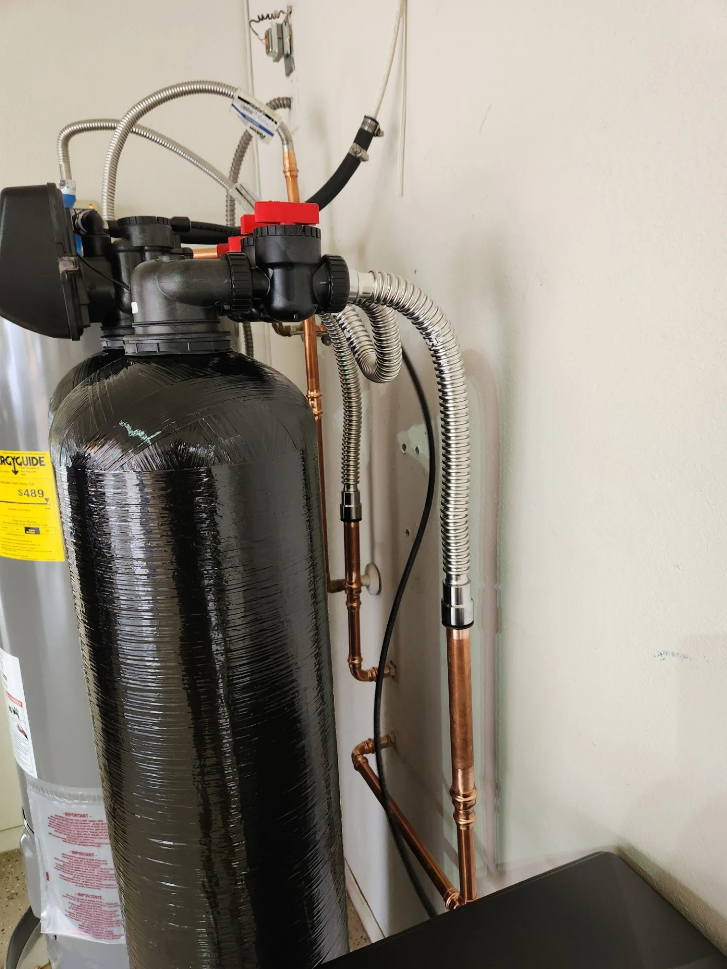 Salt-Based Water Softeners vs. Salt-Free Water Conditioners: What Arizona Homeowners Need to Know