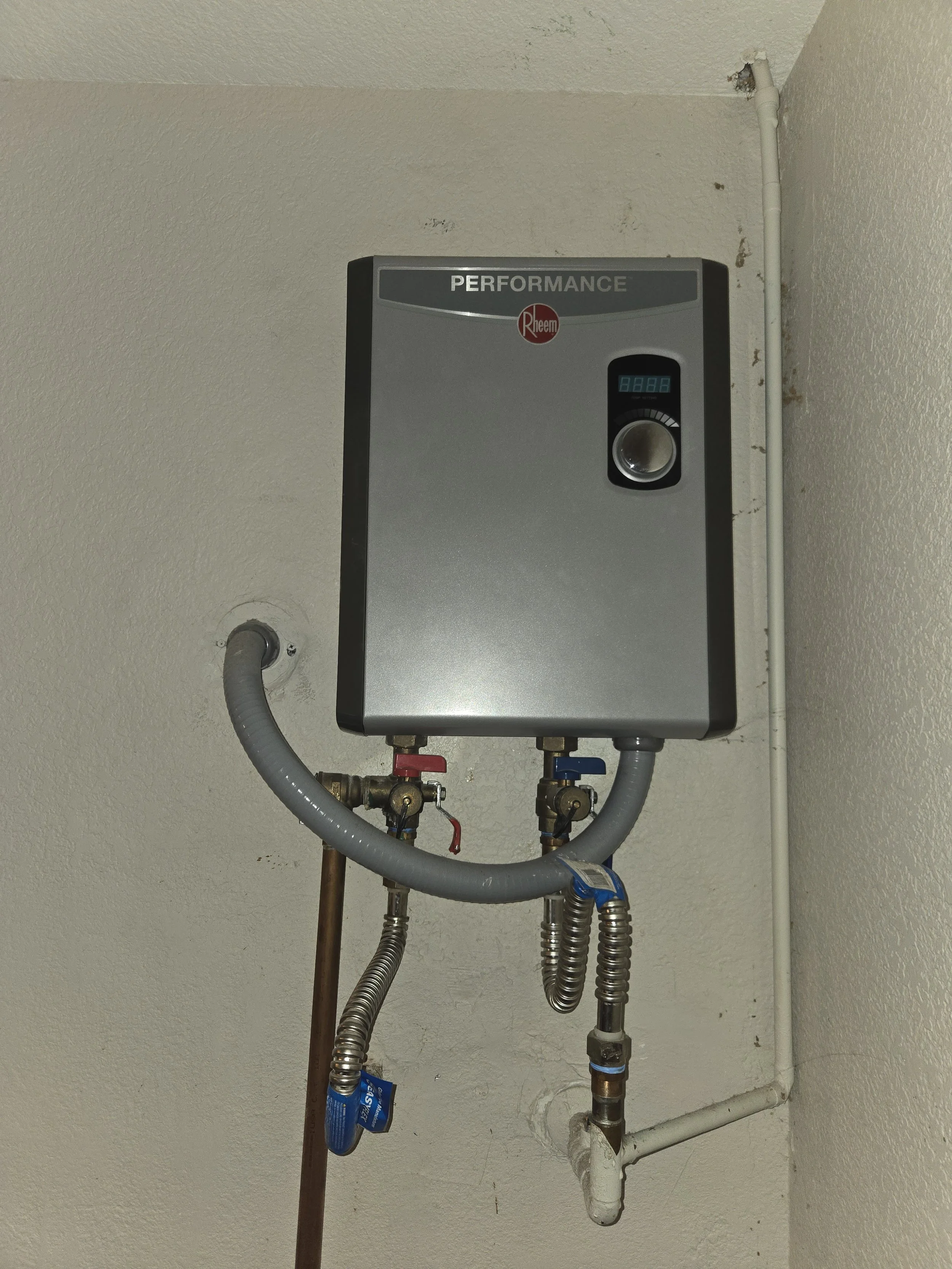 Why Your Electric Tankless Water Heater Stopped Making Hot Water