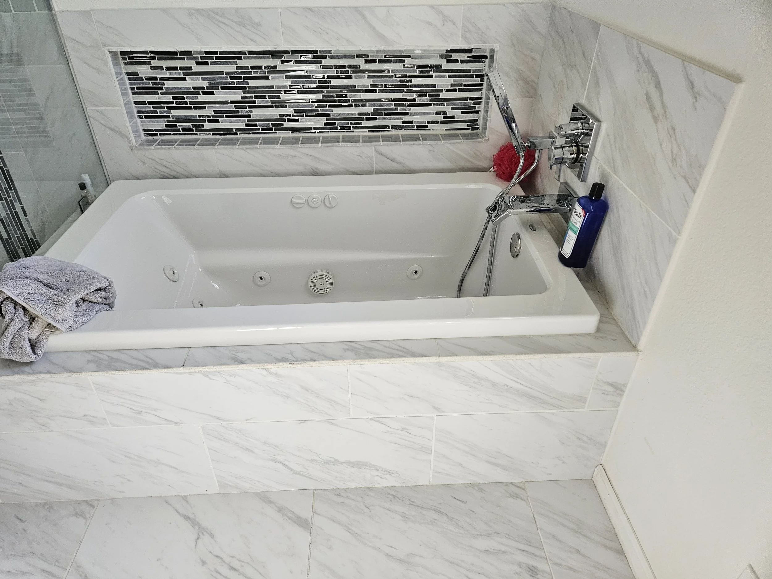 Clogged Bathtub Drain Repair in Mesa, AZ | Mountain Vista Plumbing