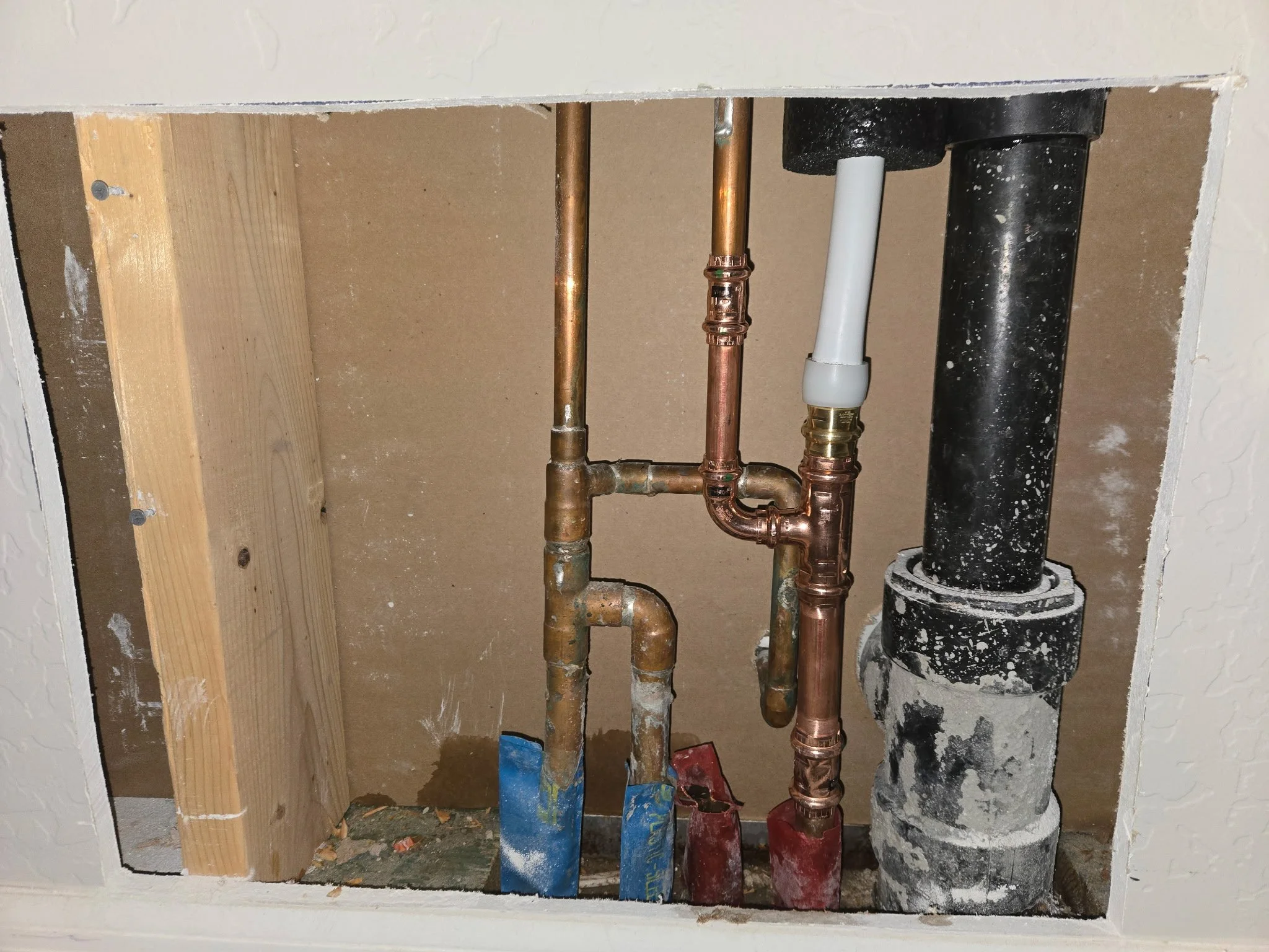 We rerouted a slab leak at a home in Peoria with new PEX piping. 