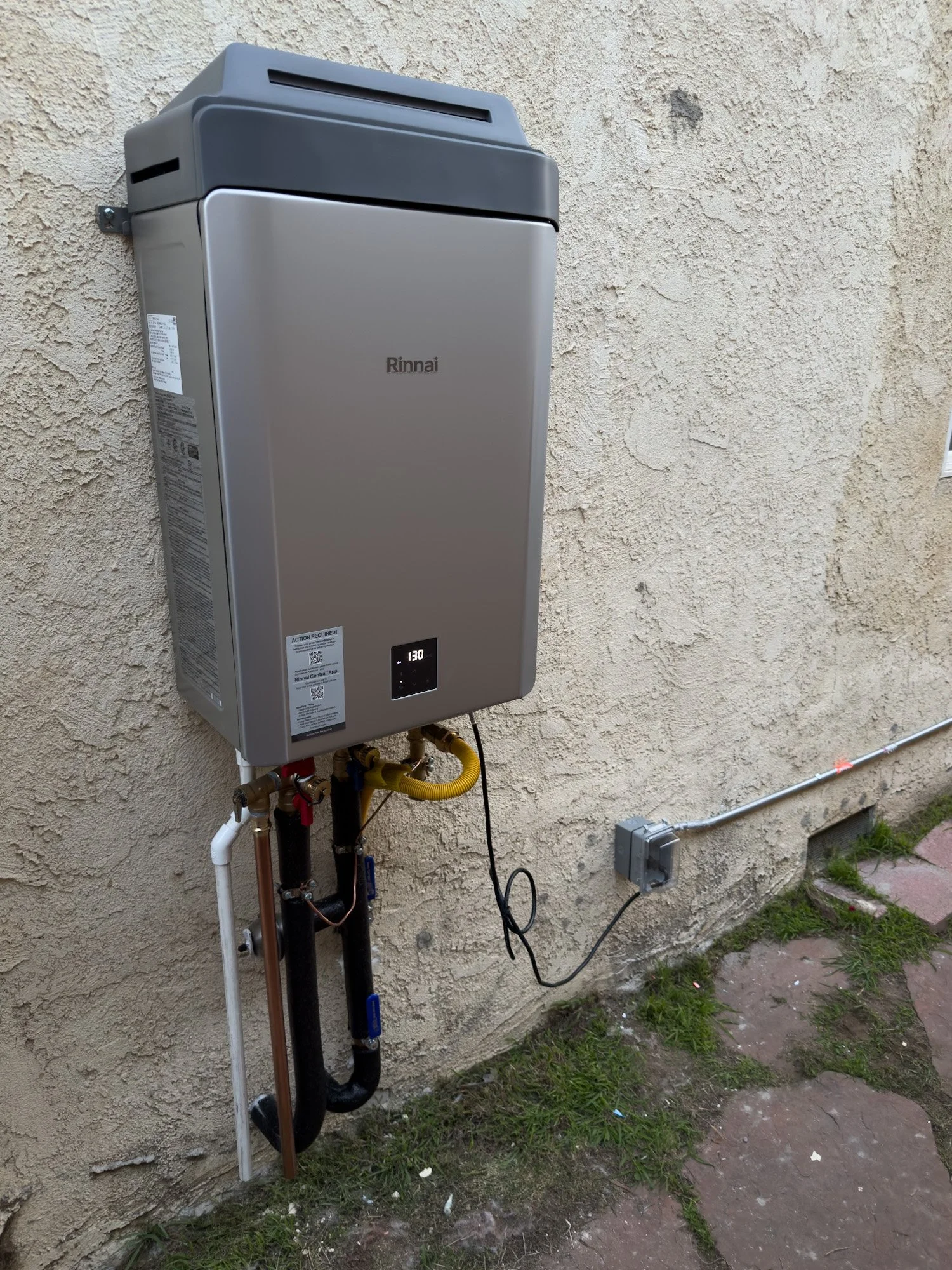 Rinnai tankless water heater installed by Premier Flow Plumbing in Sierra Madre, CA.