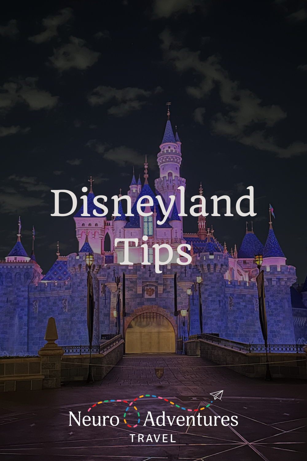 disneyland-tips-sleeping-beautys-castle-at-disneyland-at-night