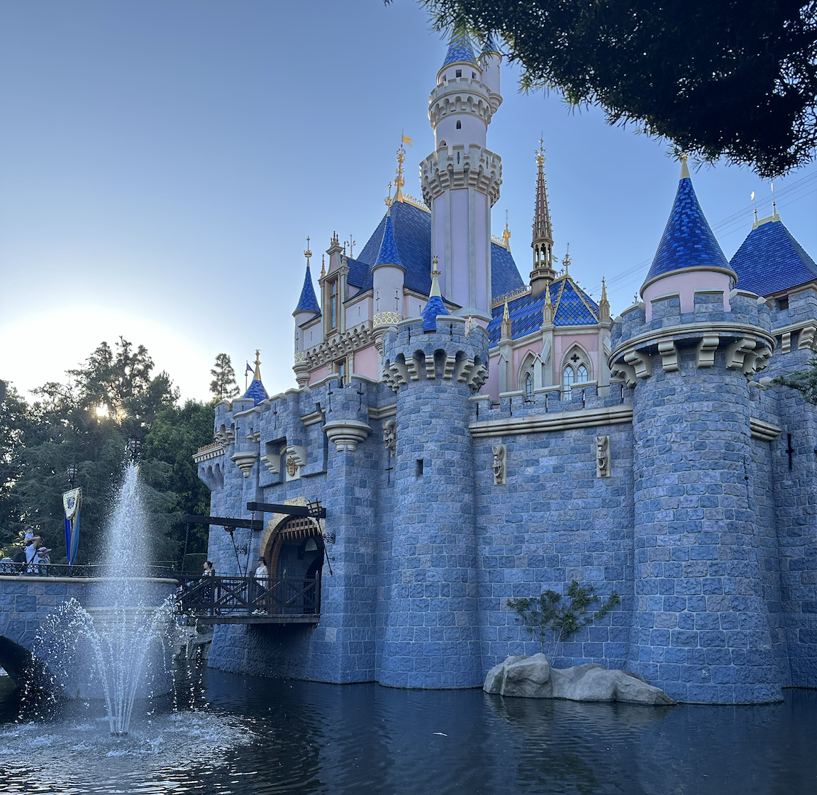 sleeping-beautys-castle-at-dineyland-at-sundown