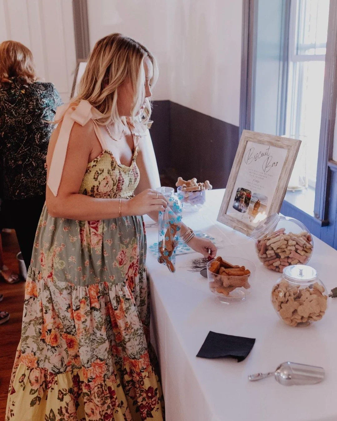 It&rsquo;s the unexpected details that make your event unforgettable 🤍

A custom treat bar like this doesn&rsquo;t just look cute&mdash;it gives your guests something to interact with, enjoy, and remember long after the party ends 🐾✨ From thoughtfu