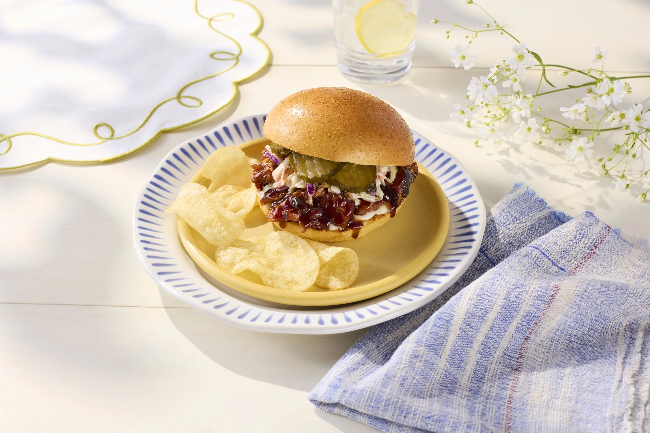 20251209_Mendocino-Farms_Set-B_Smokehouse-BBQ-Brioche_0490_Hero_v2.jpeg