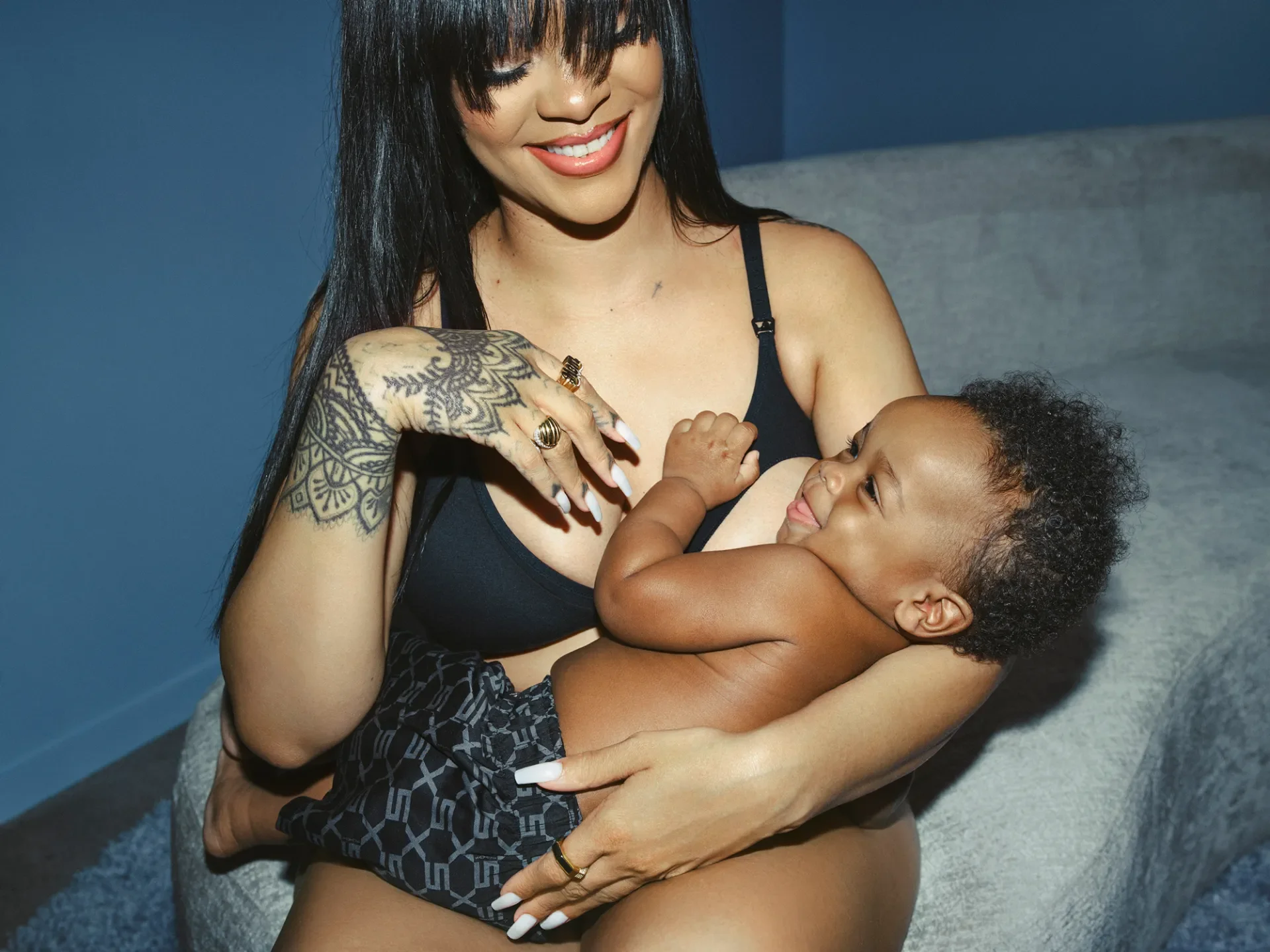 Rihanna-for-Savage-x-Fenty-Maternity-2.webp