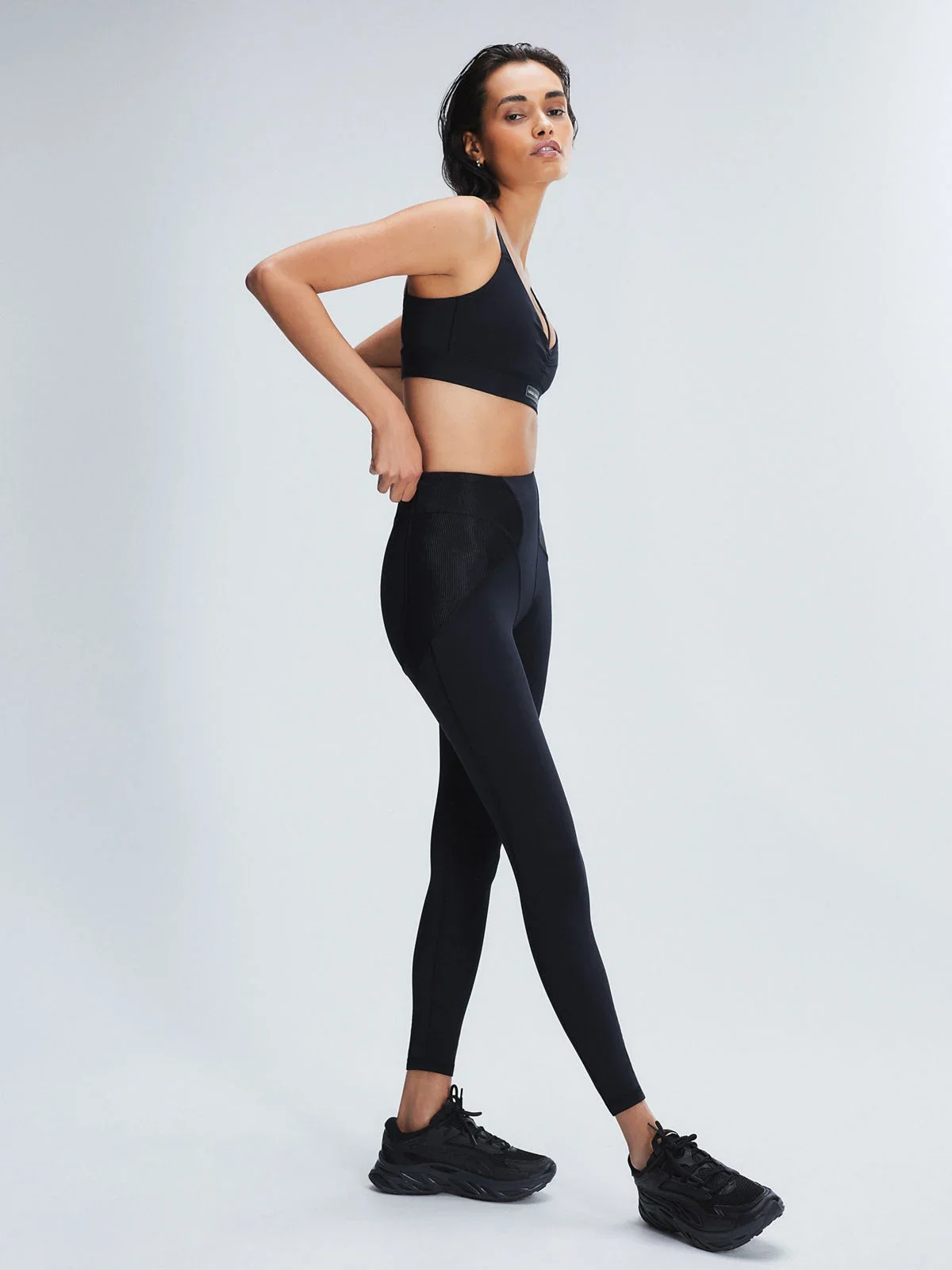 CURVE-ALERT-HIGH-WAIST-RIB-LEGGING-BM2457601-1533-4-1200x1600.webp