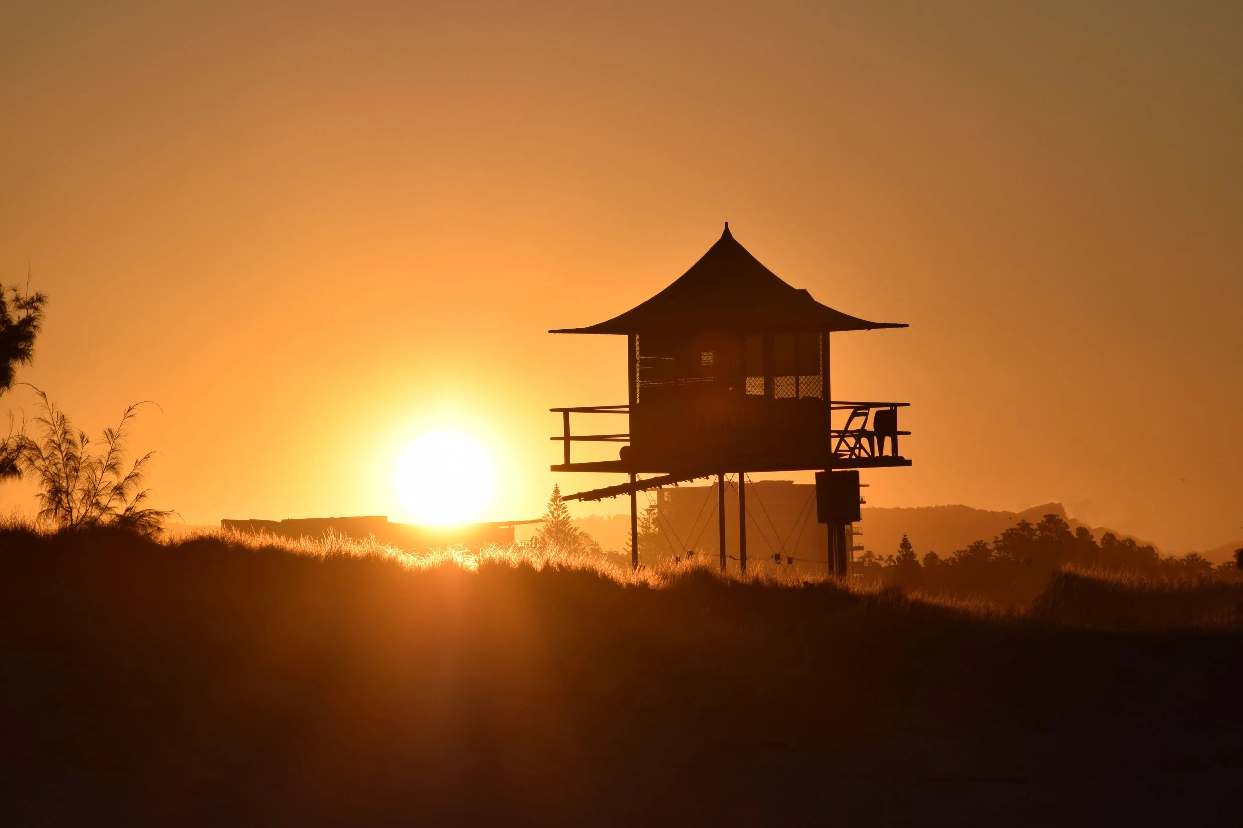 Currumbin rock surf life tower