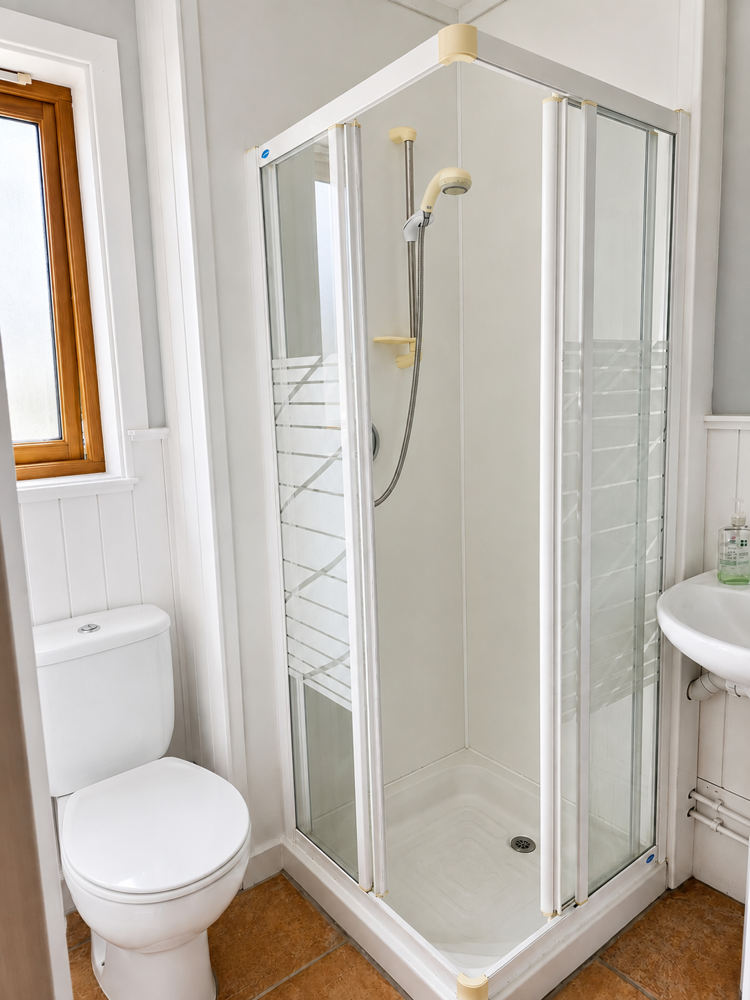 The bathroom for guest bedroom 4